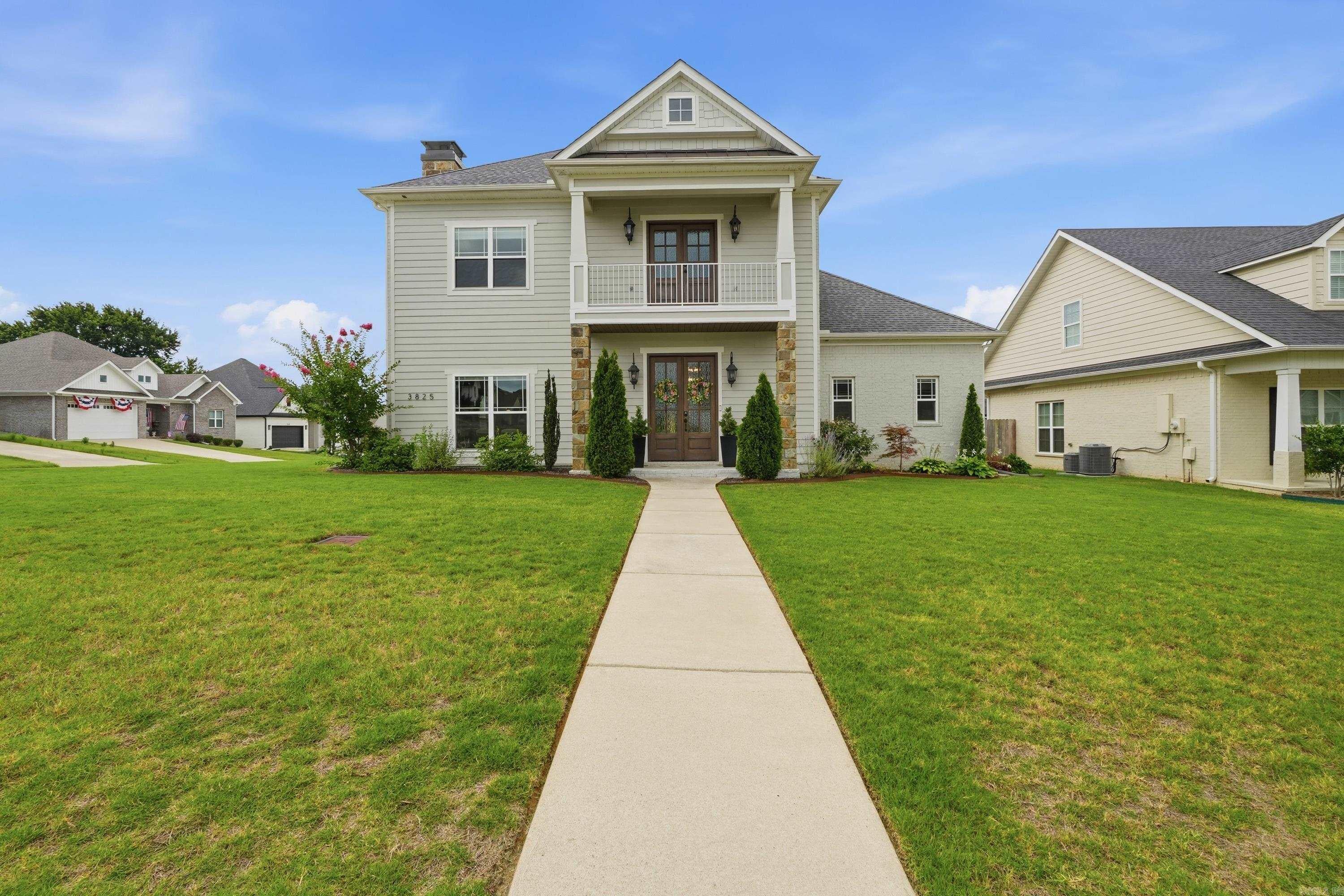 3825 Carolina Drive — photo
