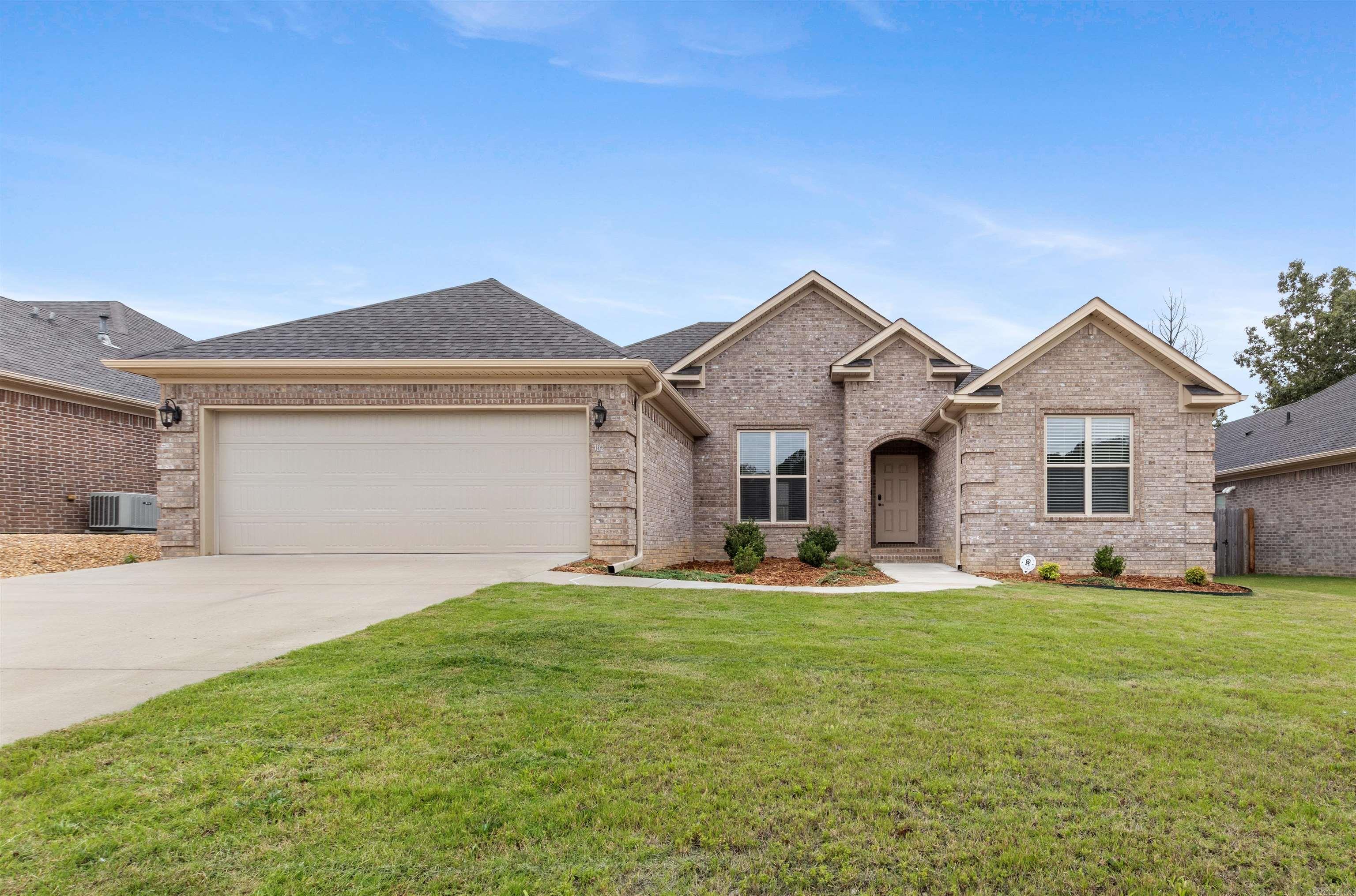 102 Sanibel Circle — photo