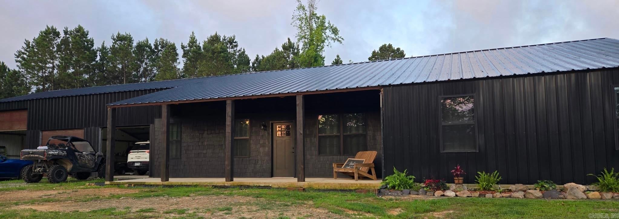 341 Hwy 84 — photo