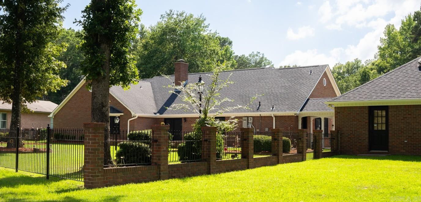 Home in Pine Bluff, AR 71603 — photo 3