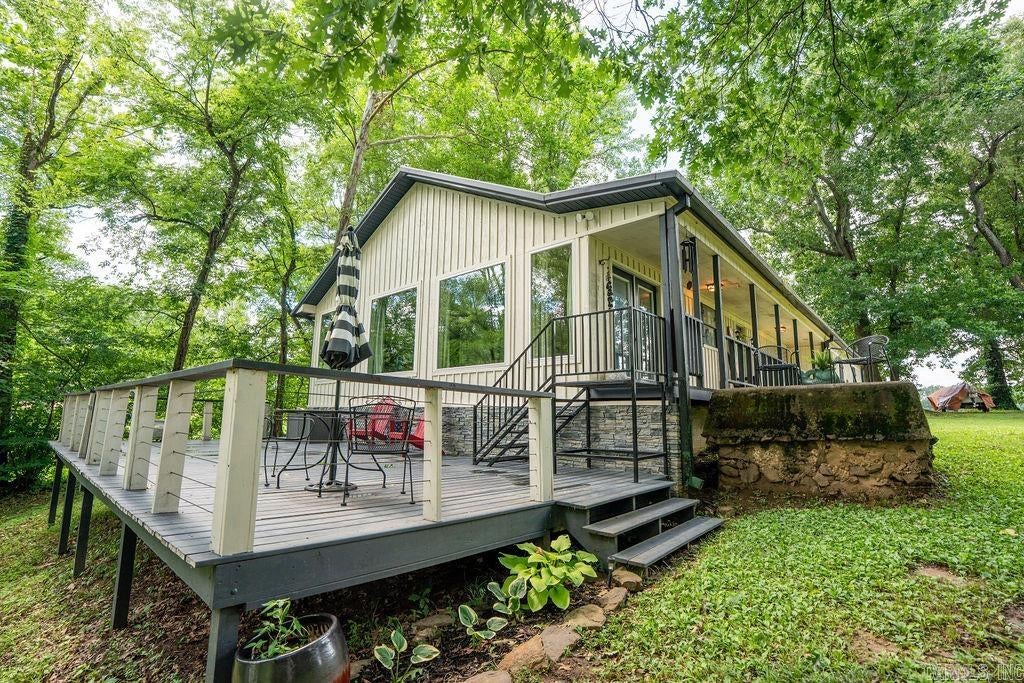 10 Raintree Valley Drive — photo