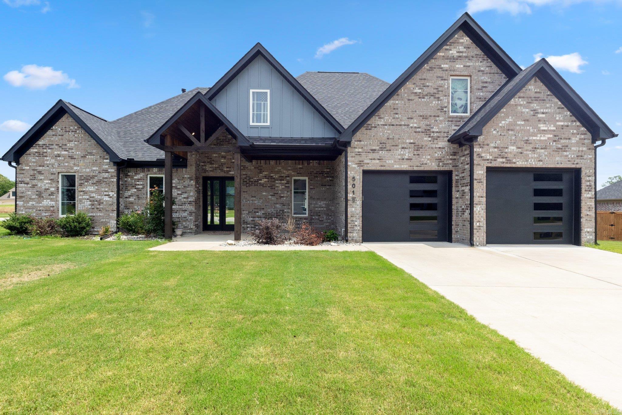 5015 Castaway Bay — photo