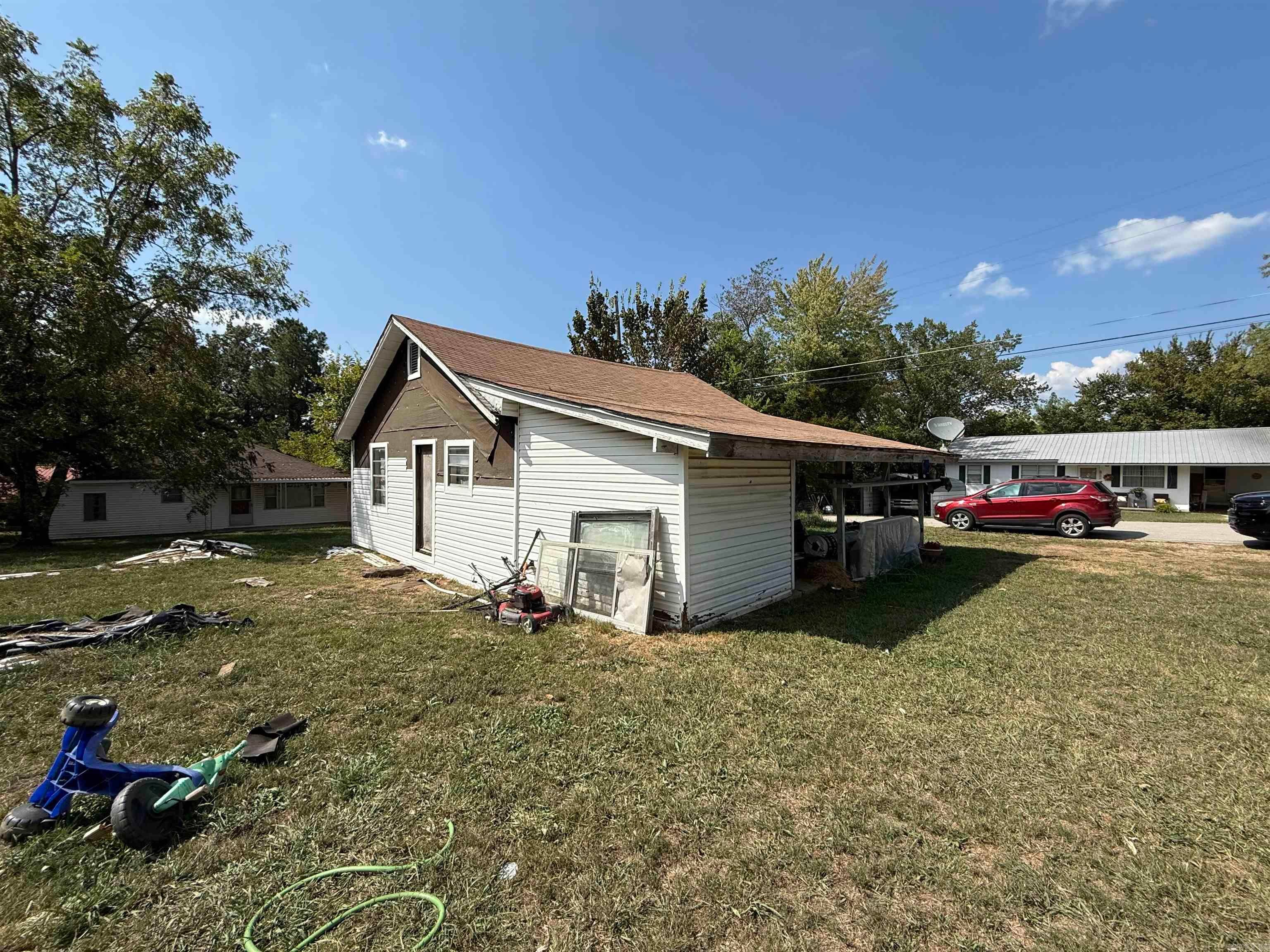 Home in Marshall, AR 72650 — photo 2