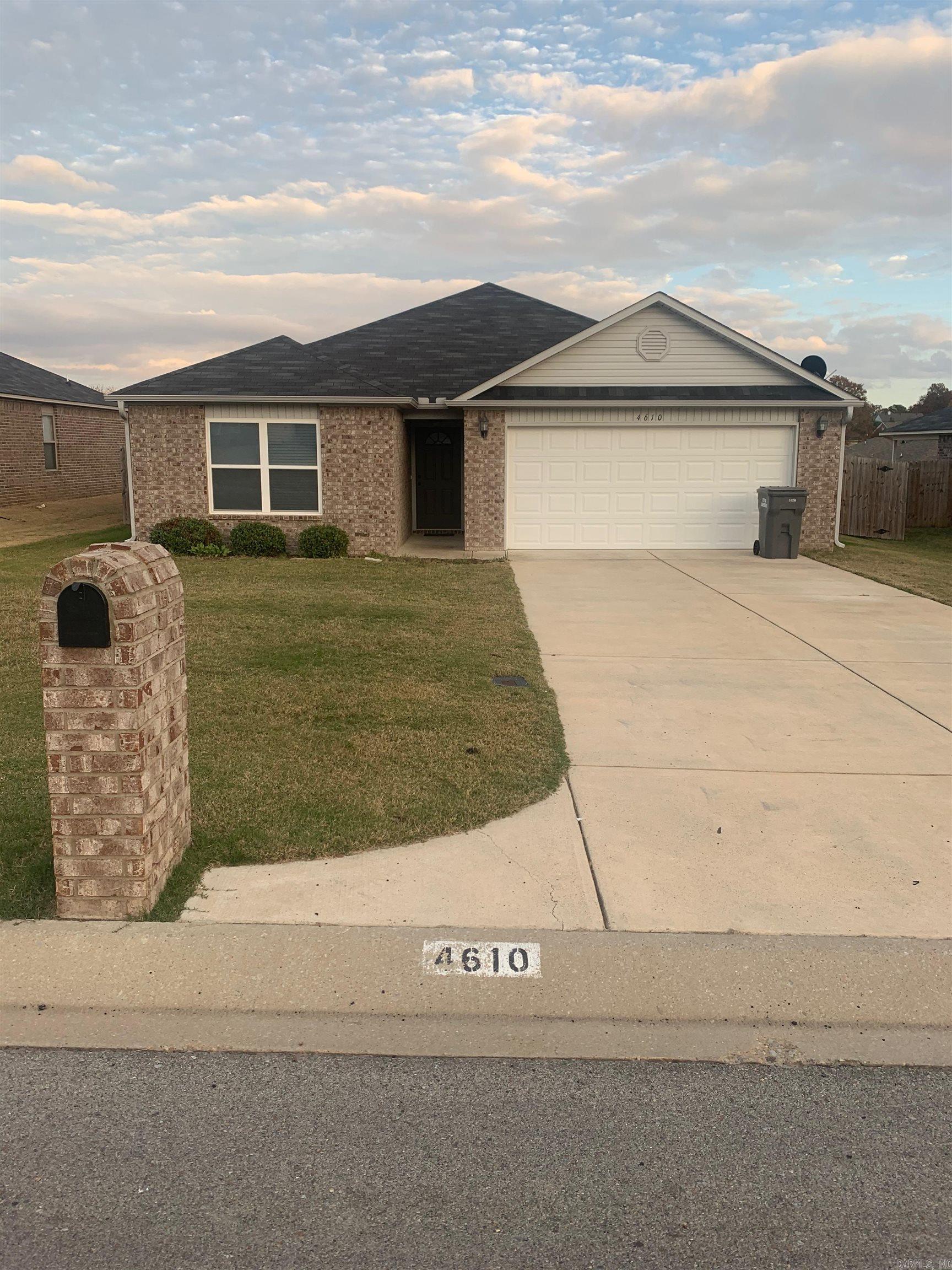 4610 Bedrock — photo