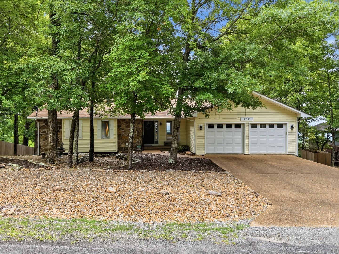 237 Pine Hill Road — photo