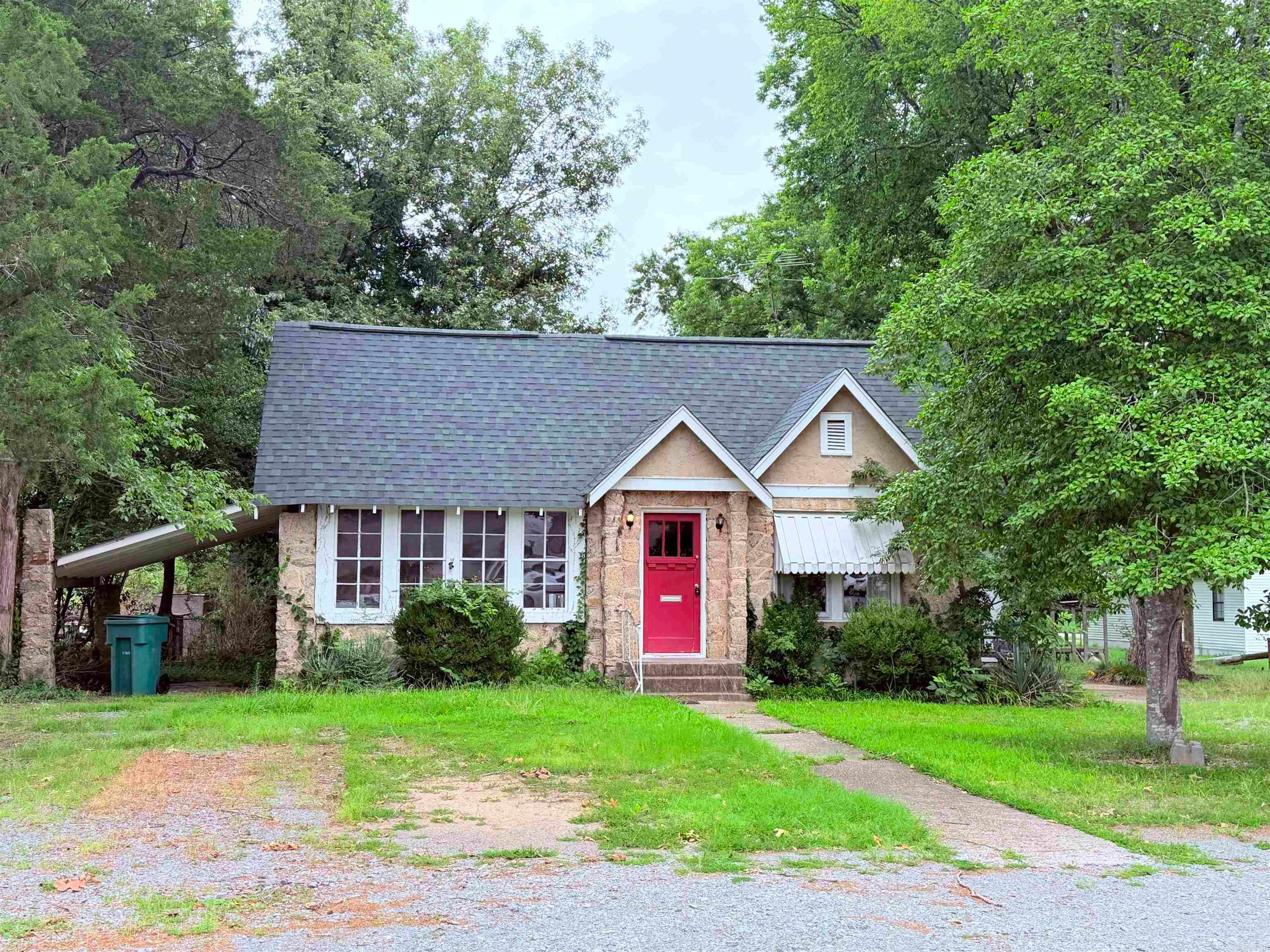 8305 Dollarway Rd. — photo