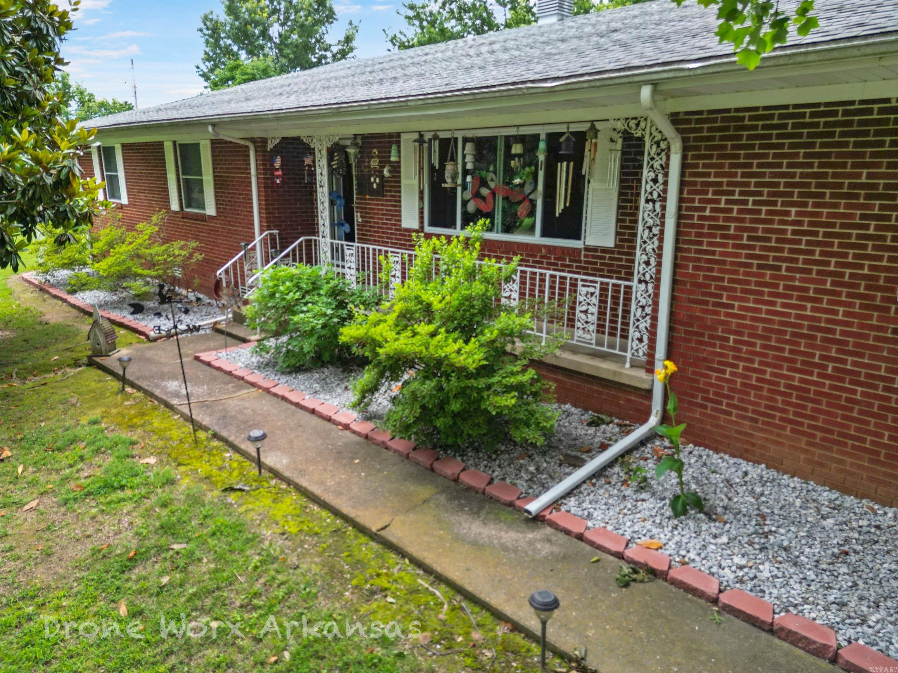 213 Westwood Drive — photo