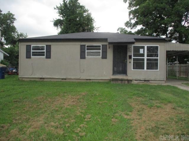 2111 Whyte Dr — photo
