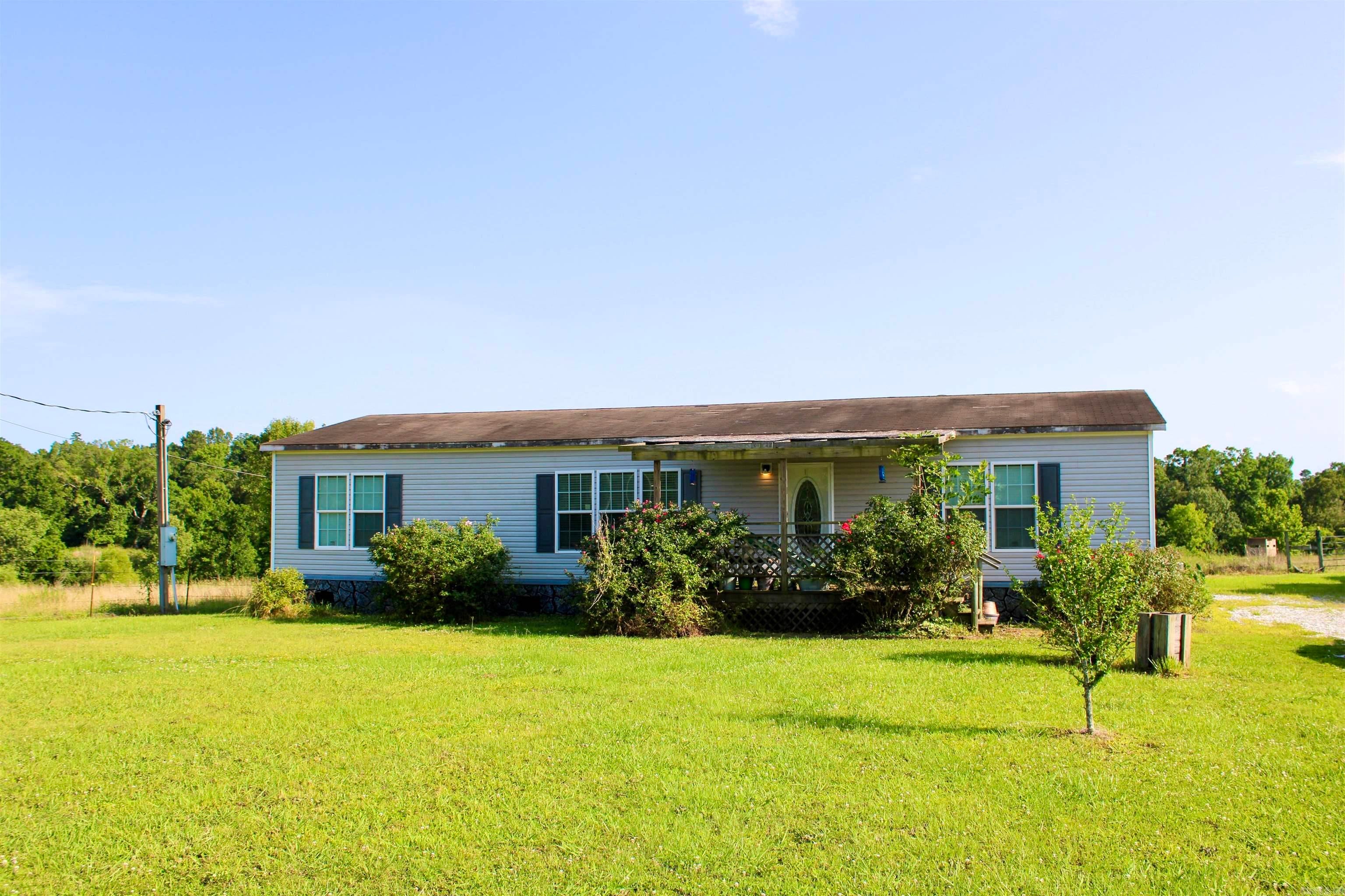 561 E Hwy 26 — photo