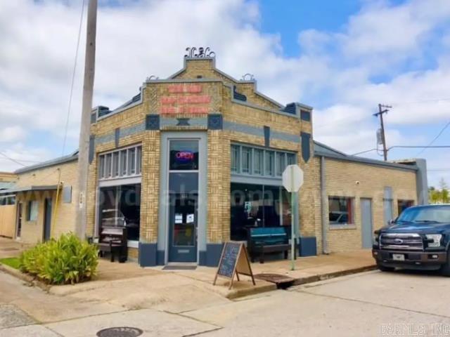 121 Hazel Street — photo