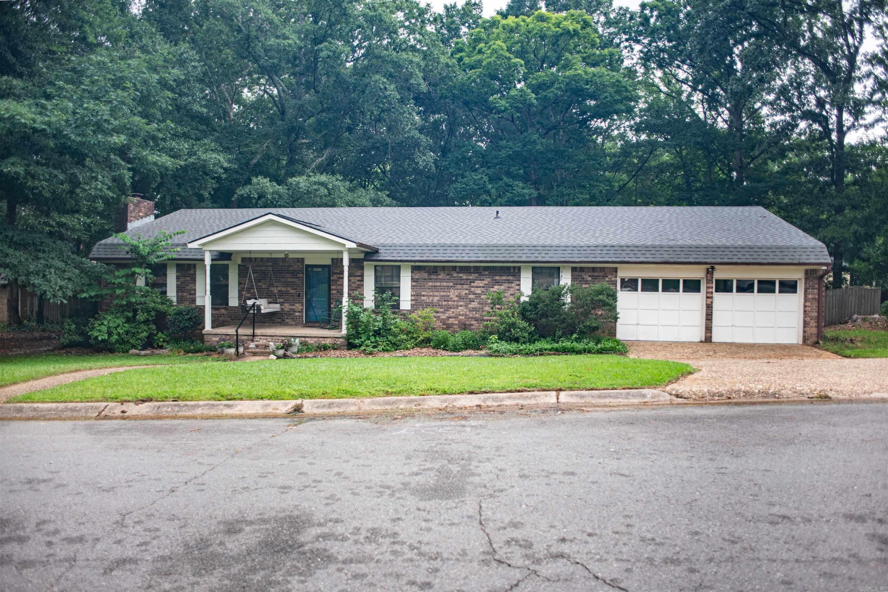 8809 Pea Ridge Circle — photo