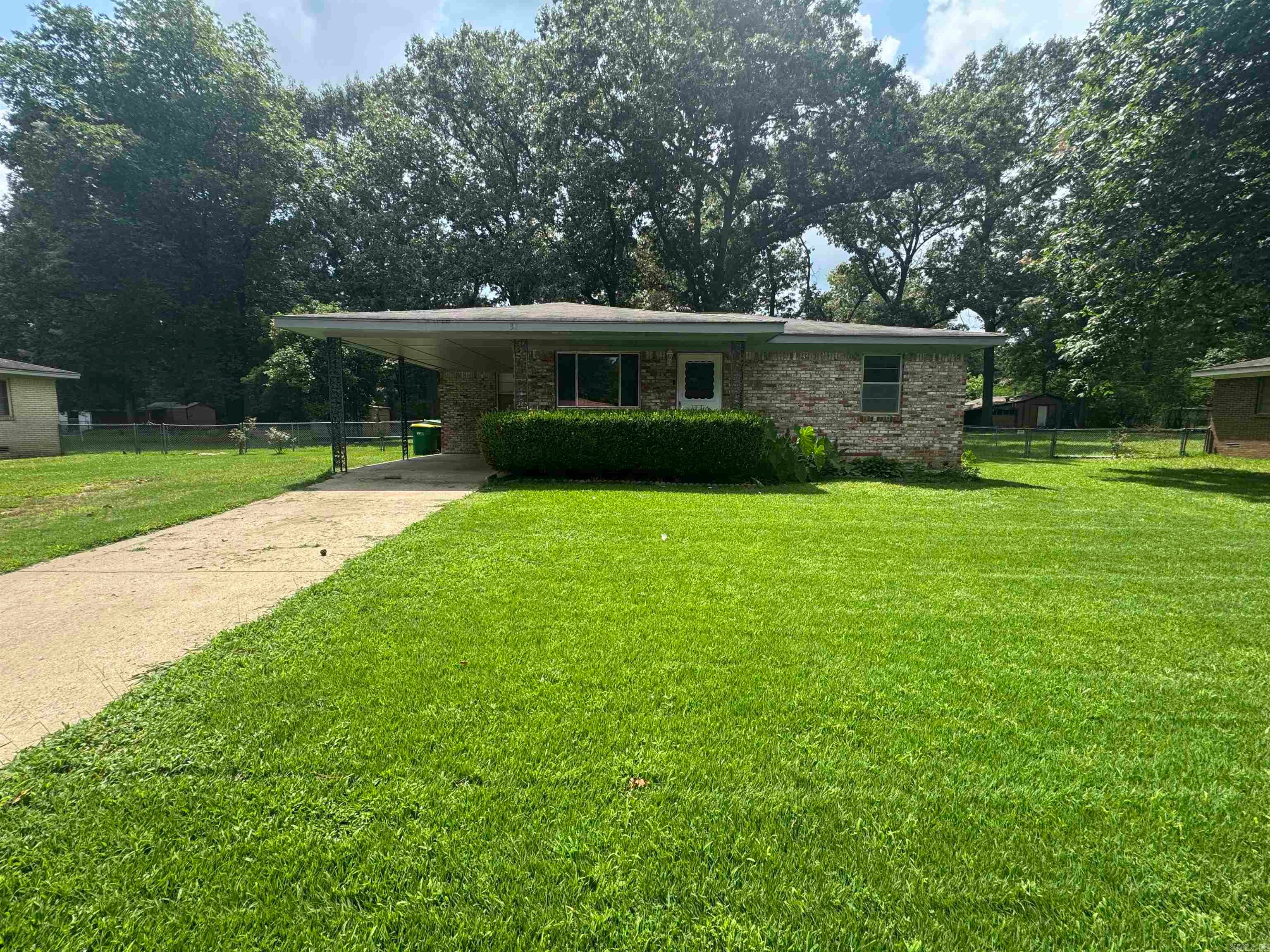 30 Sheila Drive — photo