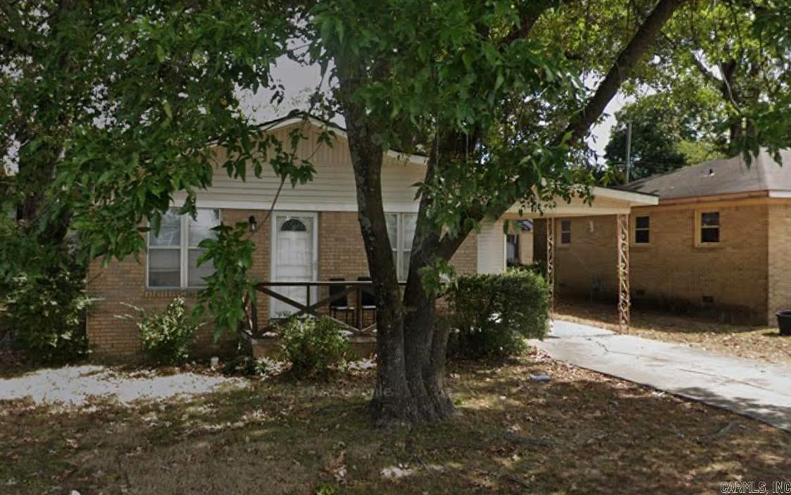1404 Frank Street — photo