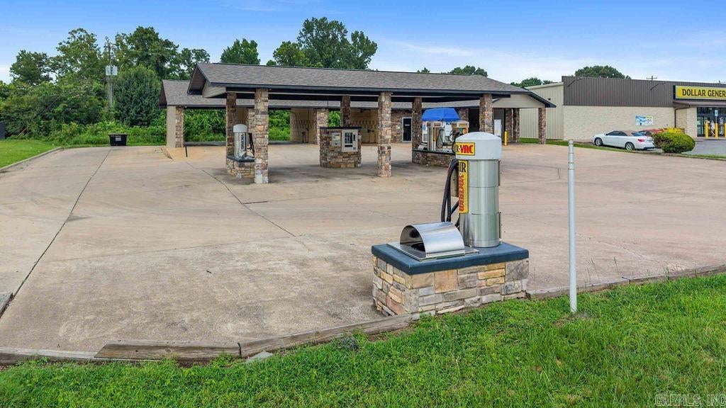 434 Hwy 65 — photo