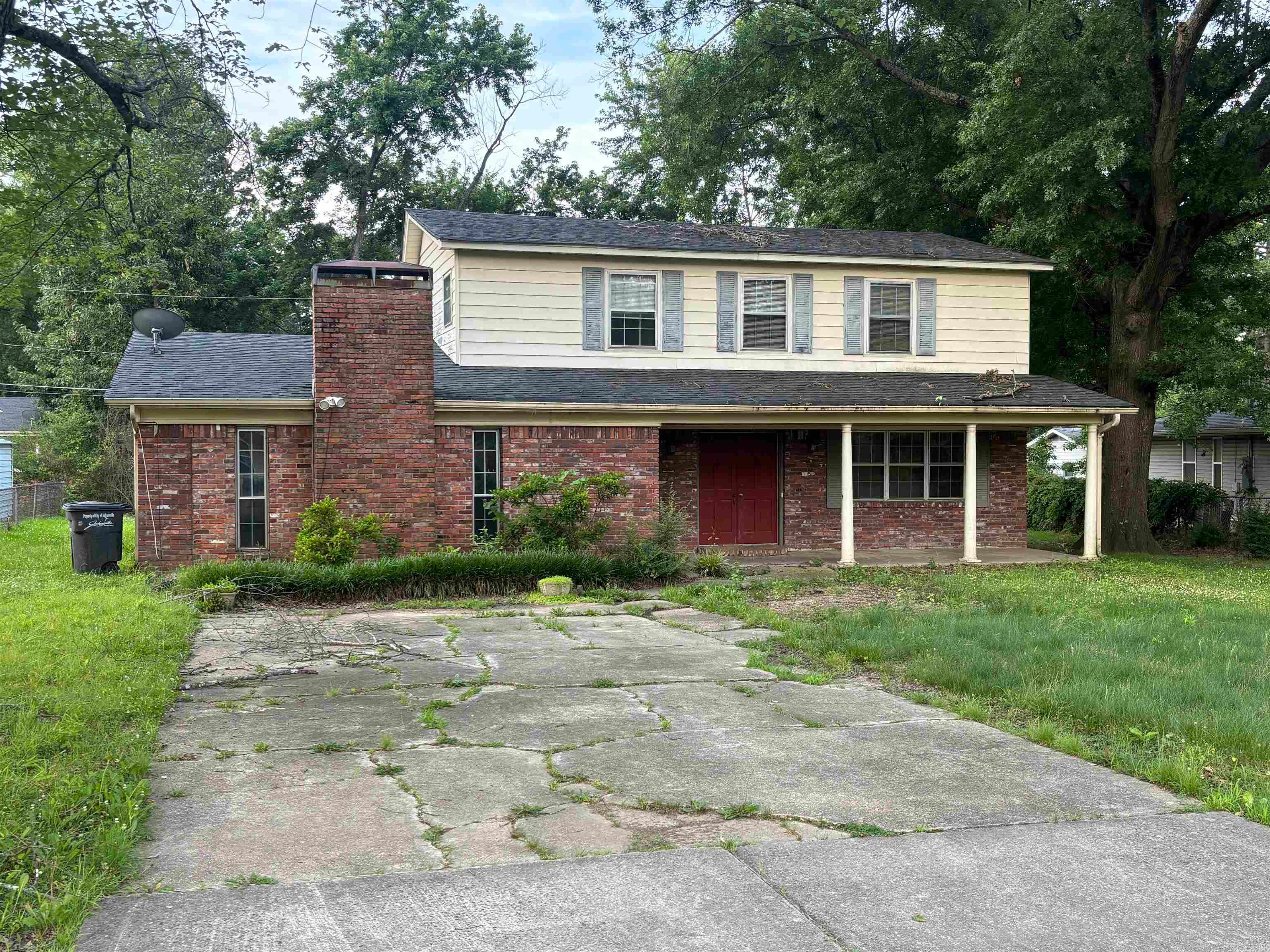 905 Shall Ct — photo