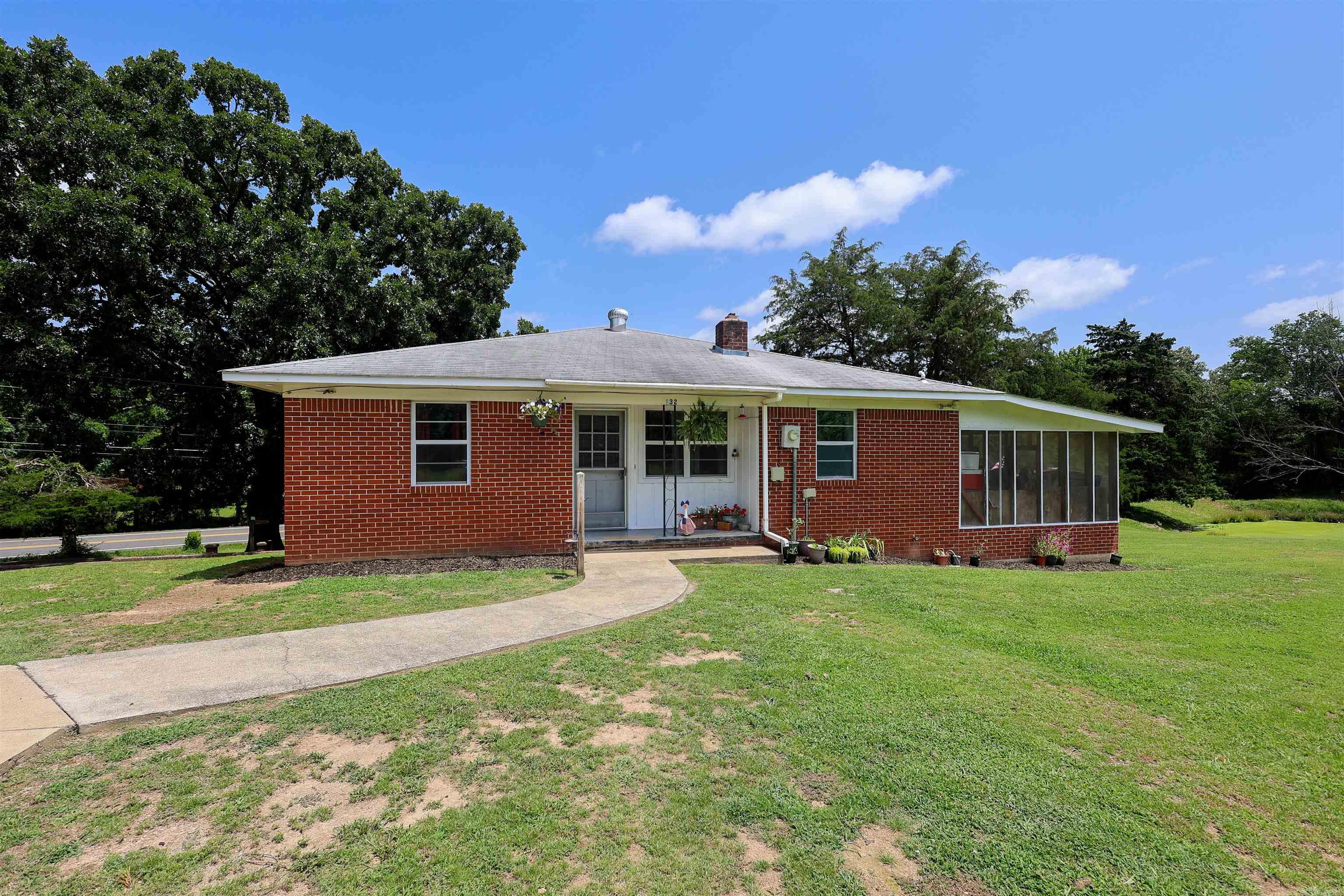 132 South Drive — photo
