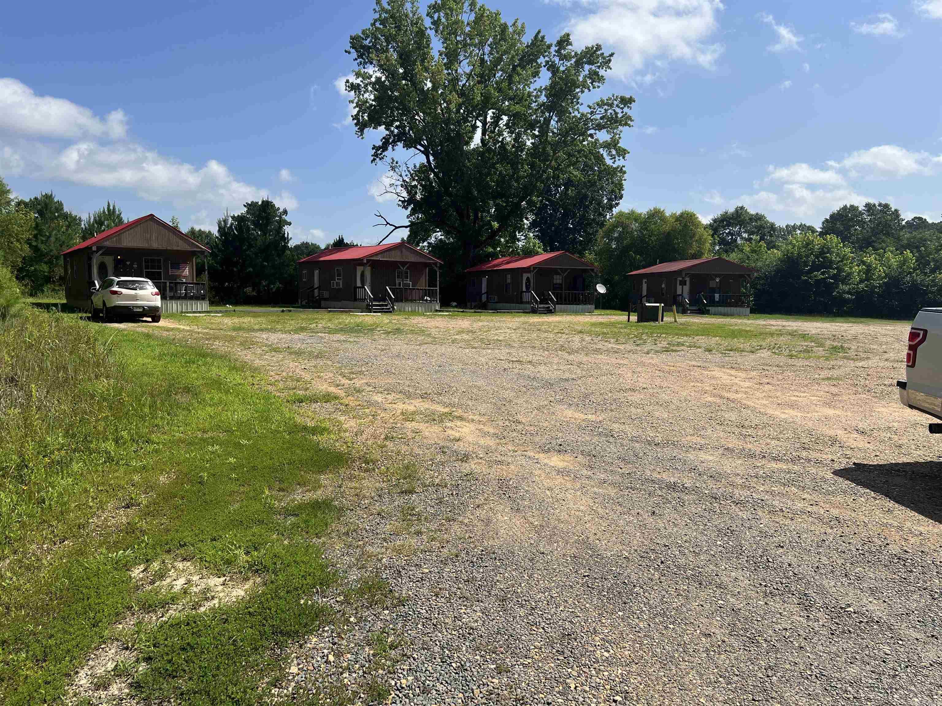 901 E Collin Raye, De Queen, AR 71832 — photo 2