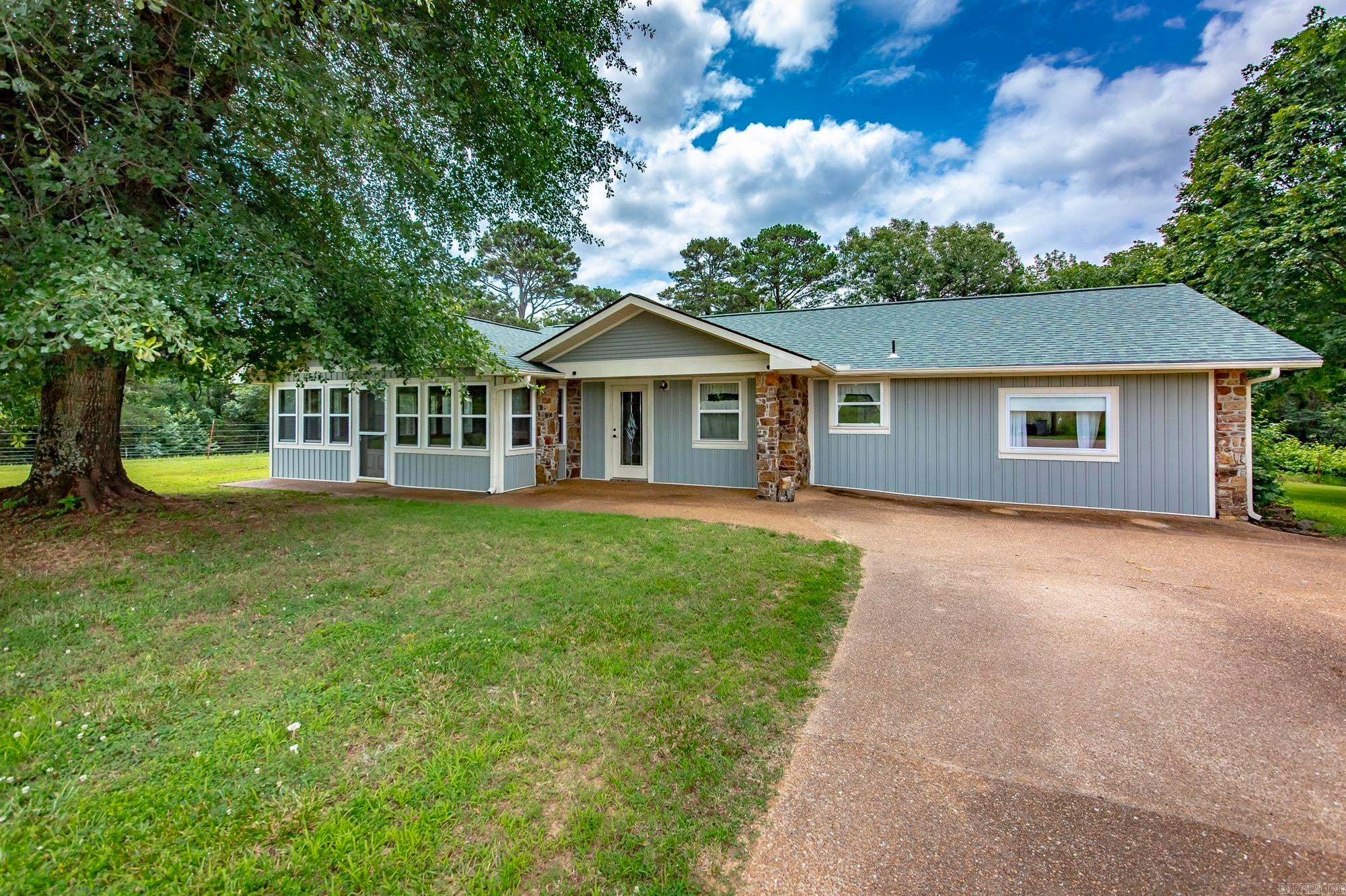 205 Mountain Trail Road — photo