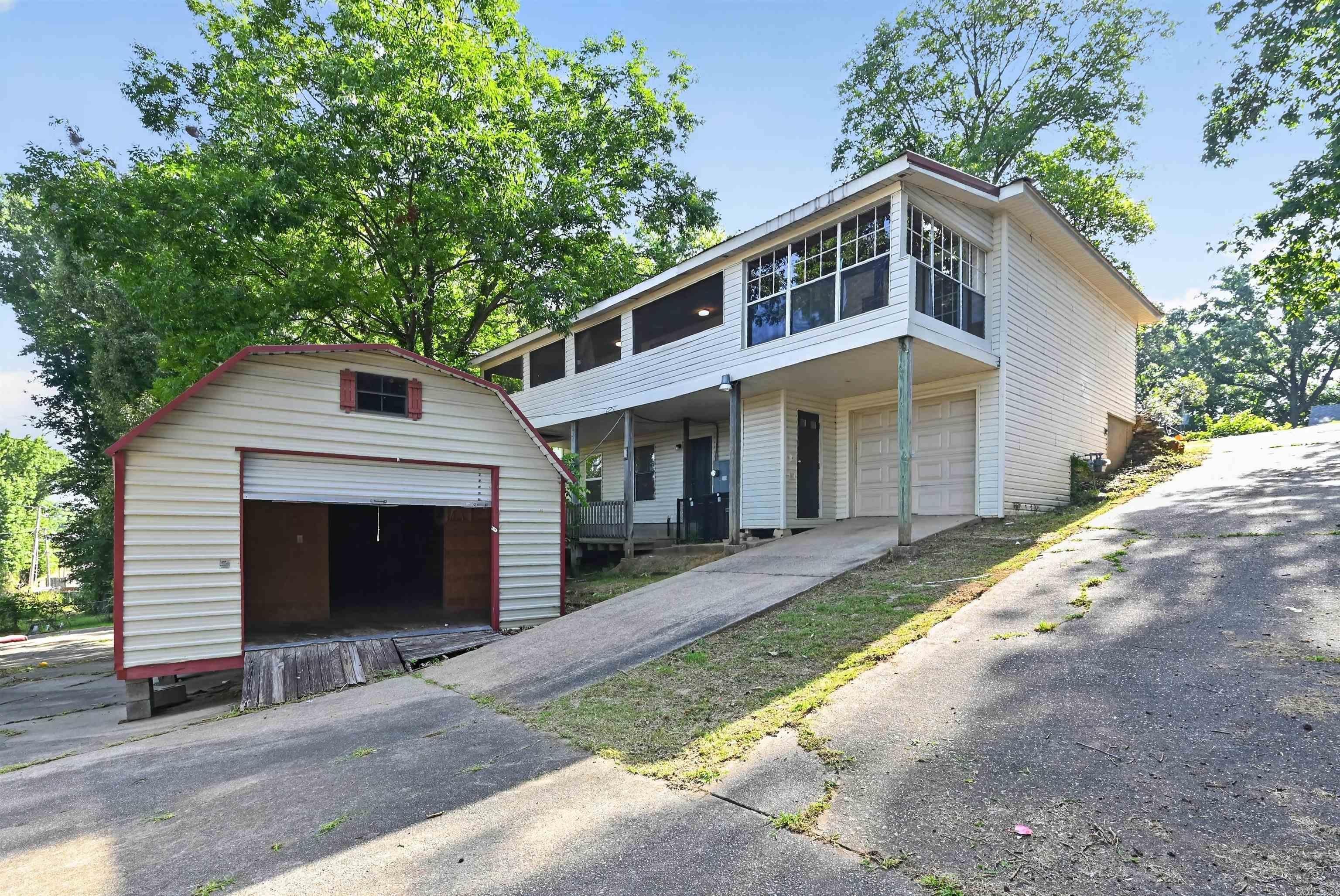 1206 Overview Drive — photo