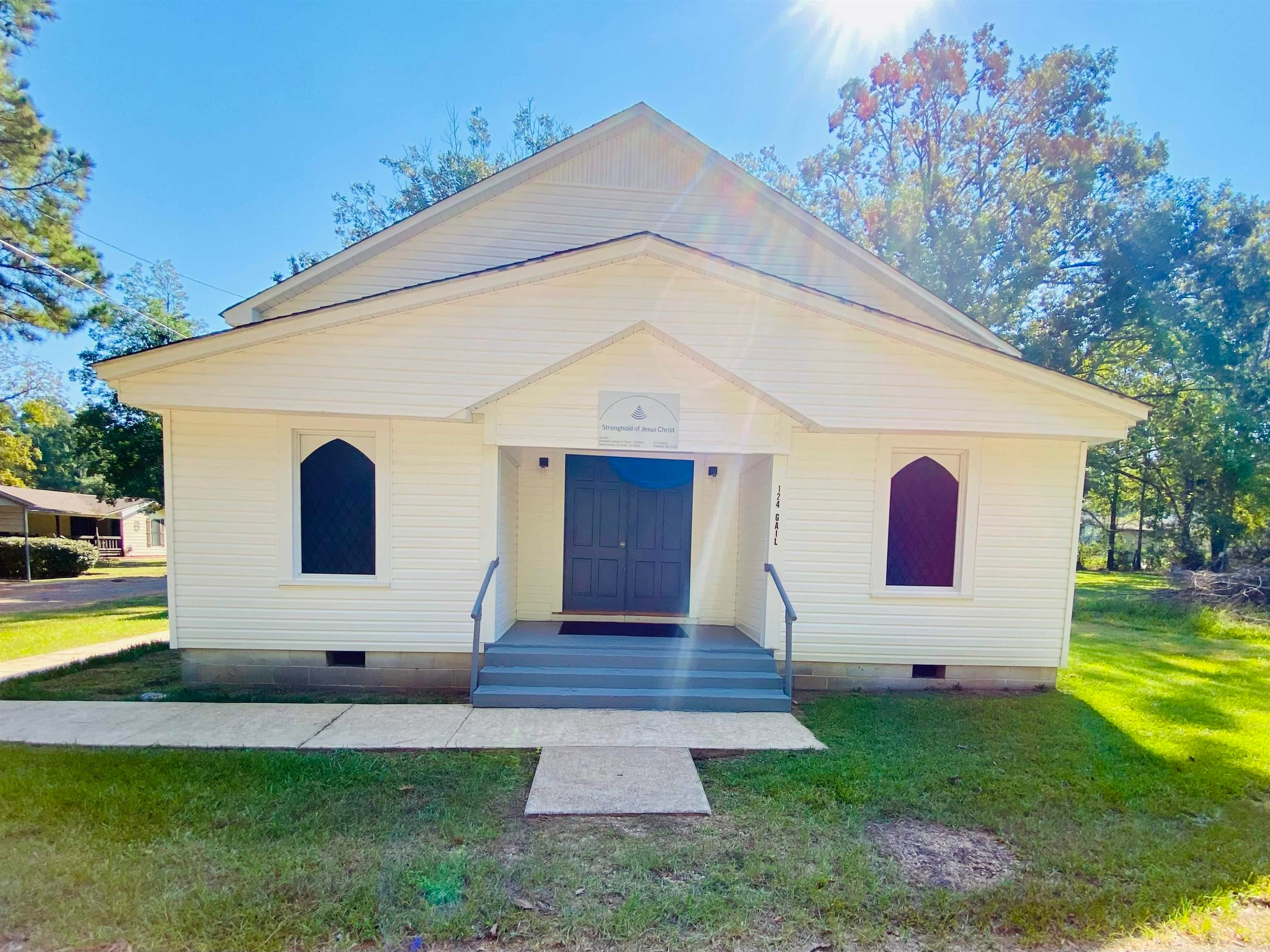 124 Gail — photo