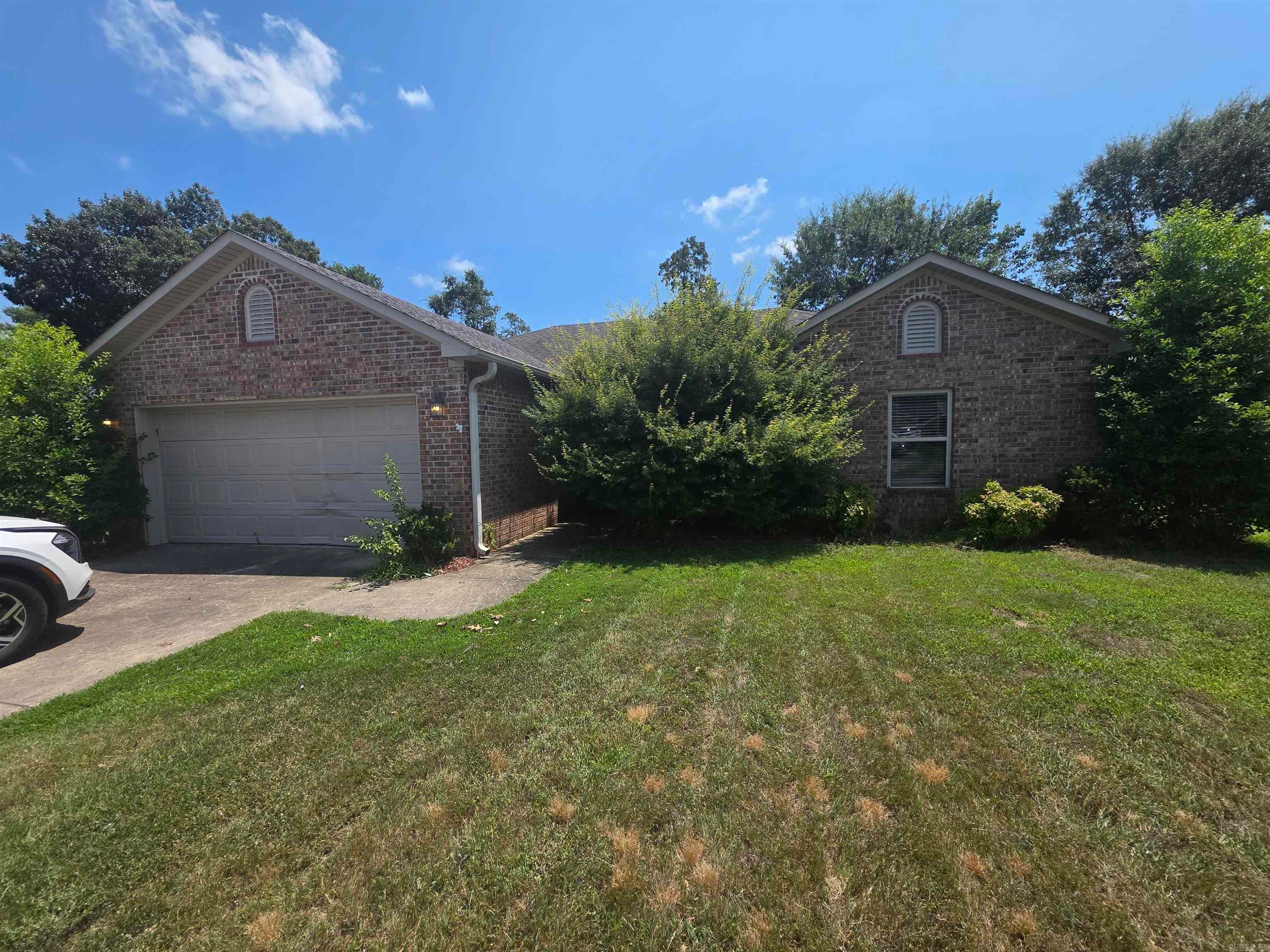 37 Green Apple Drive — photo
