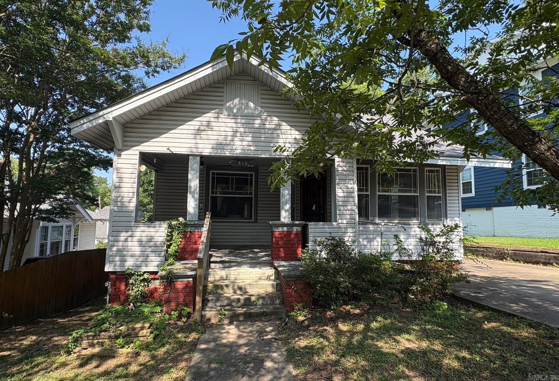 816 N Monroe Street — photo