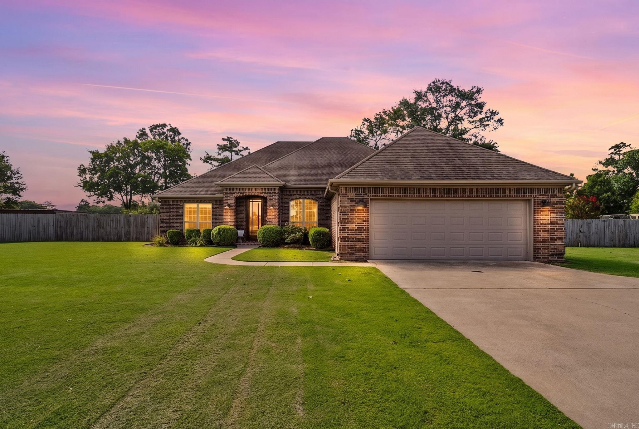 740 Mound View Drive — photo