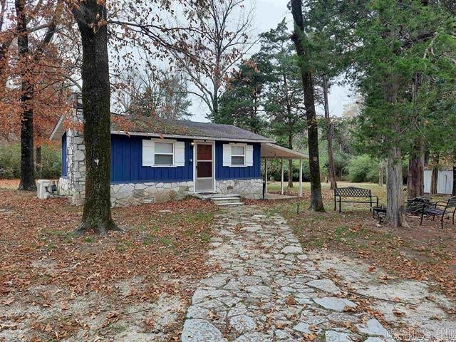 211 S Bayou Drive — photo