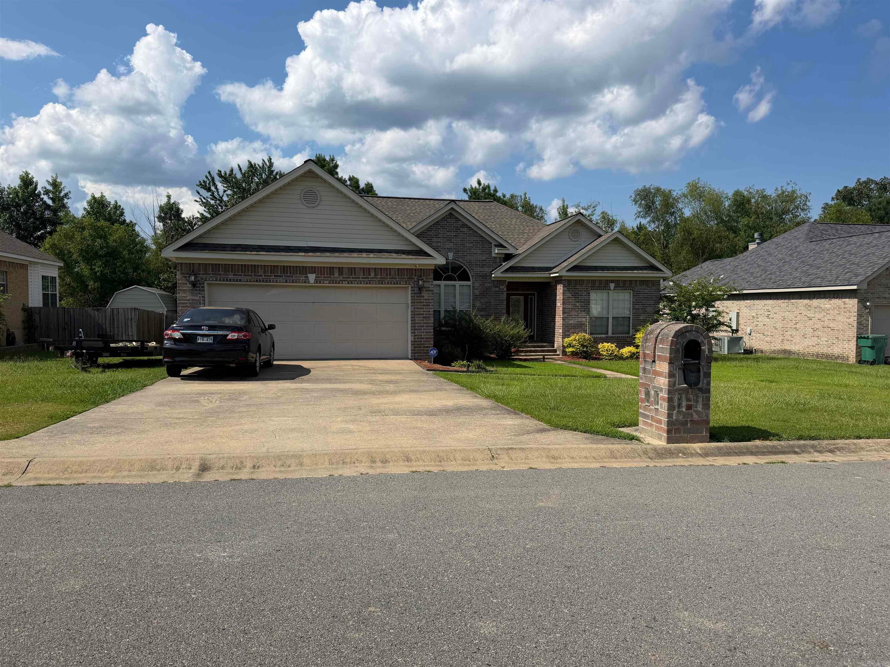 121 Farah Drive — photo