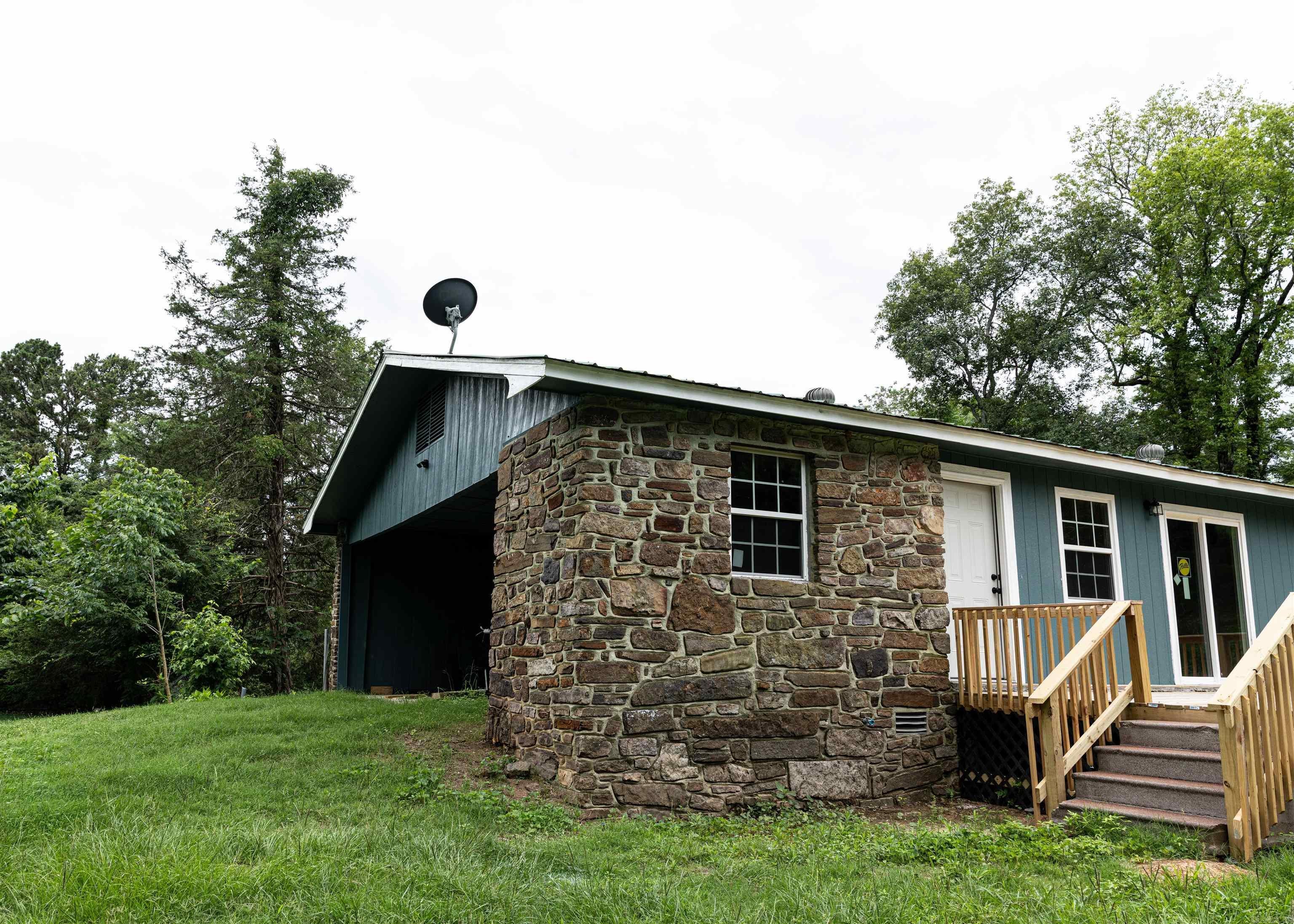 12075 SR 105 — photo