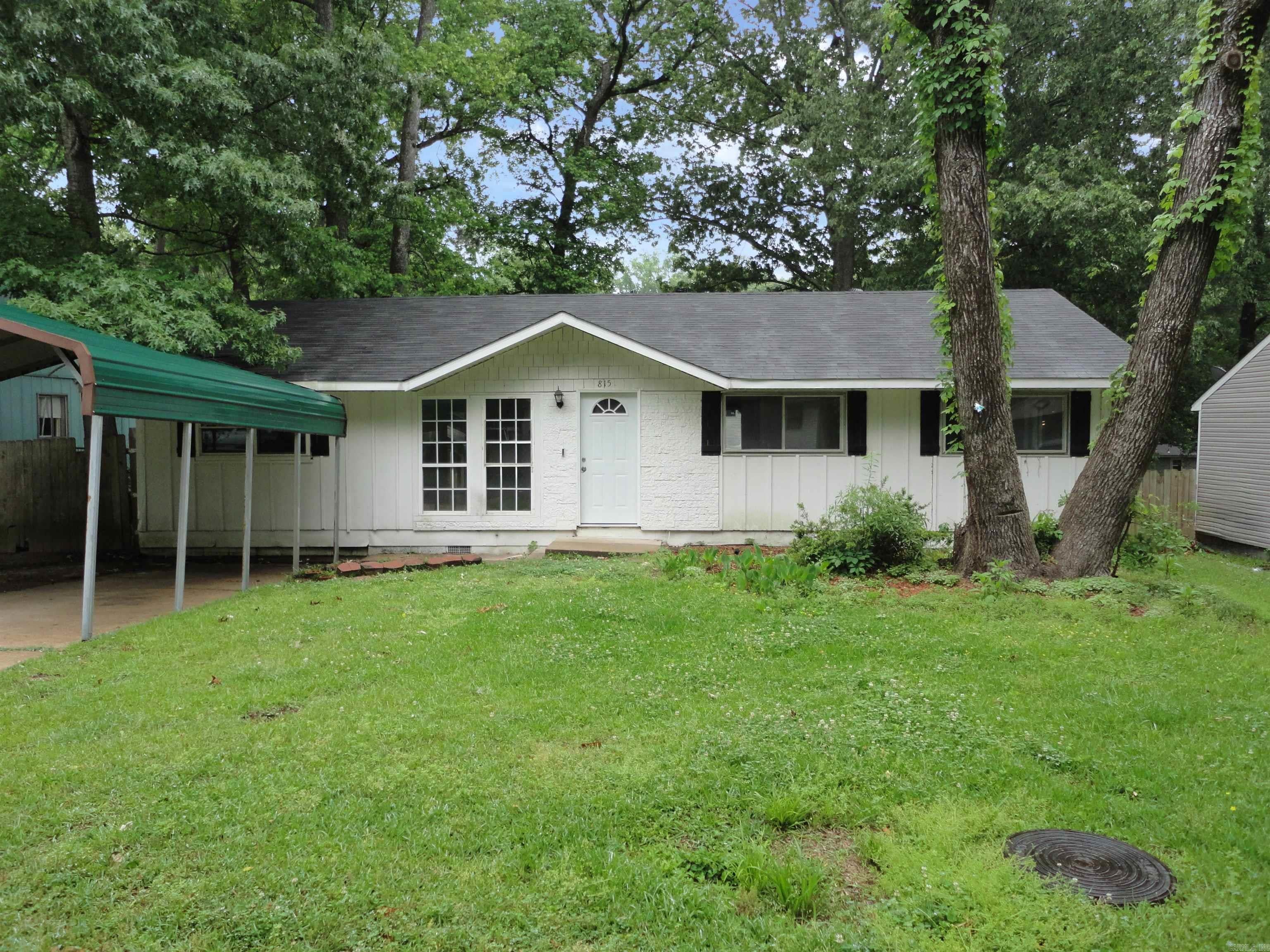815 Desoto Place — photo