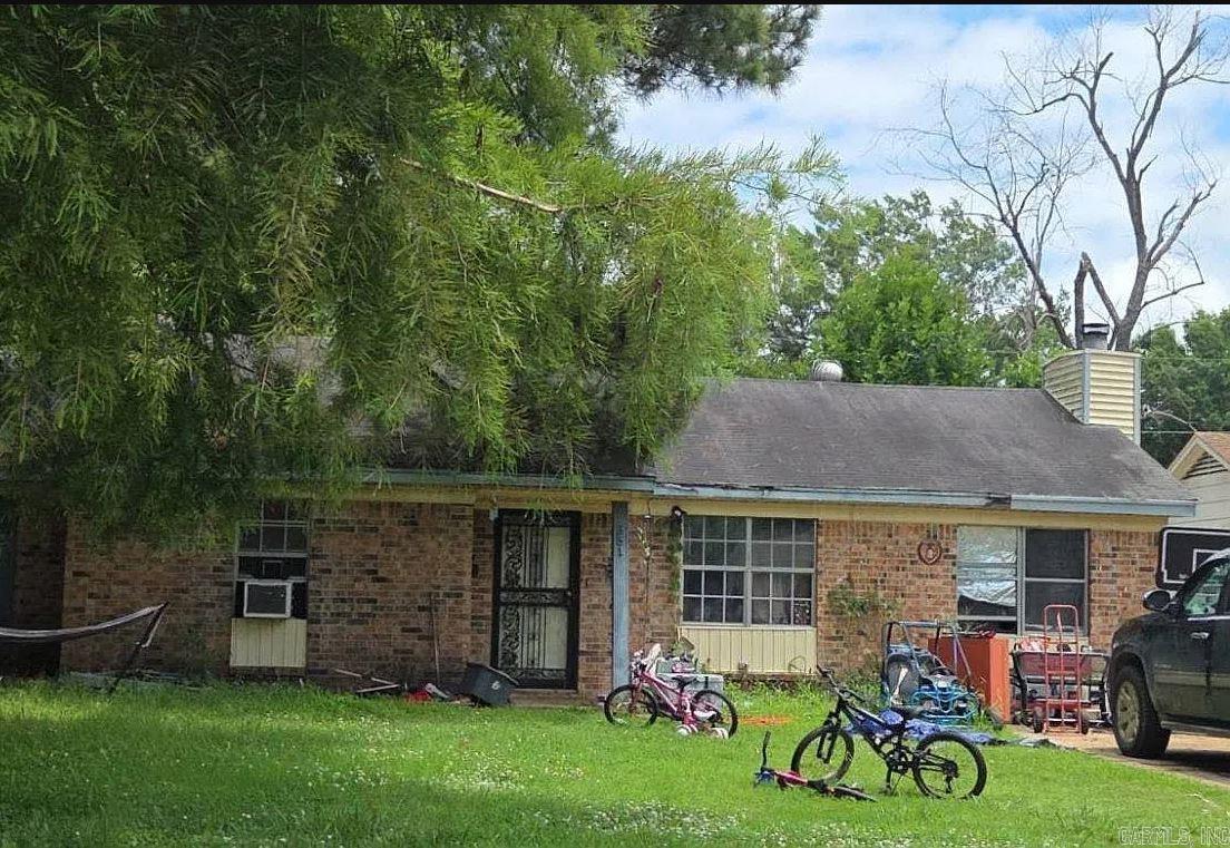 351 Redwood Cove — photo