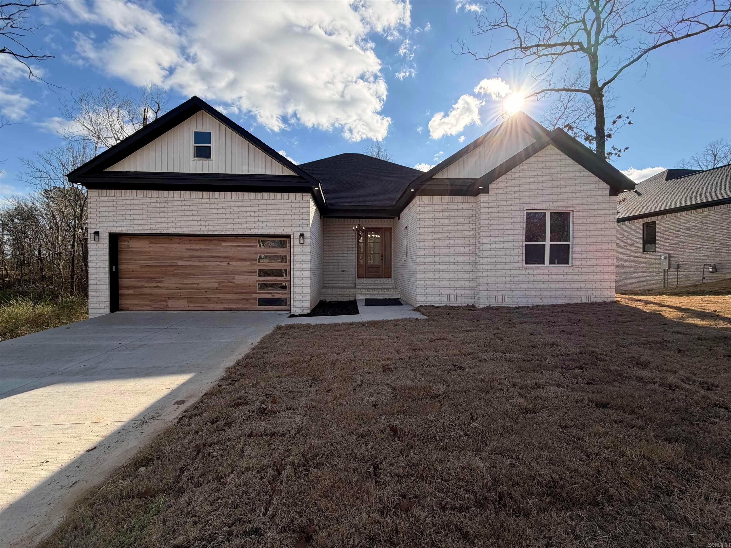 241 Rose Creek Court — photo