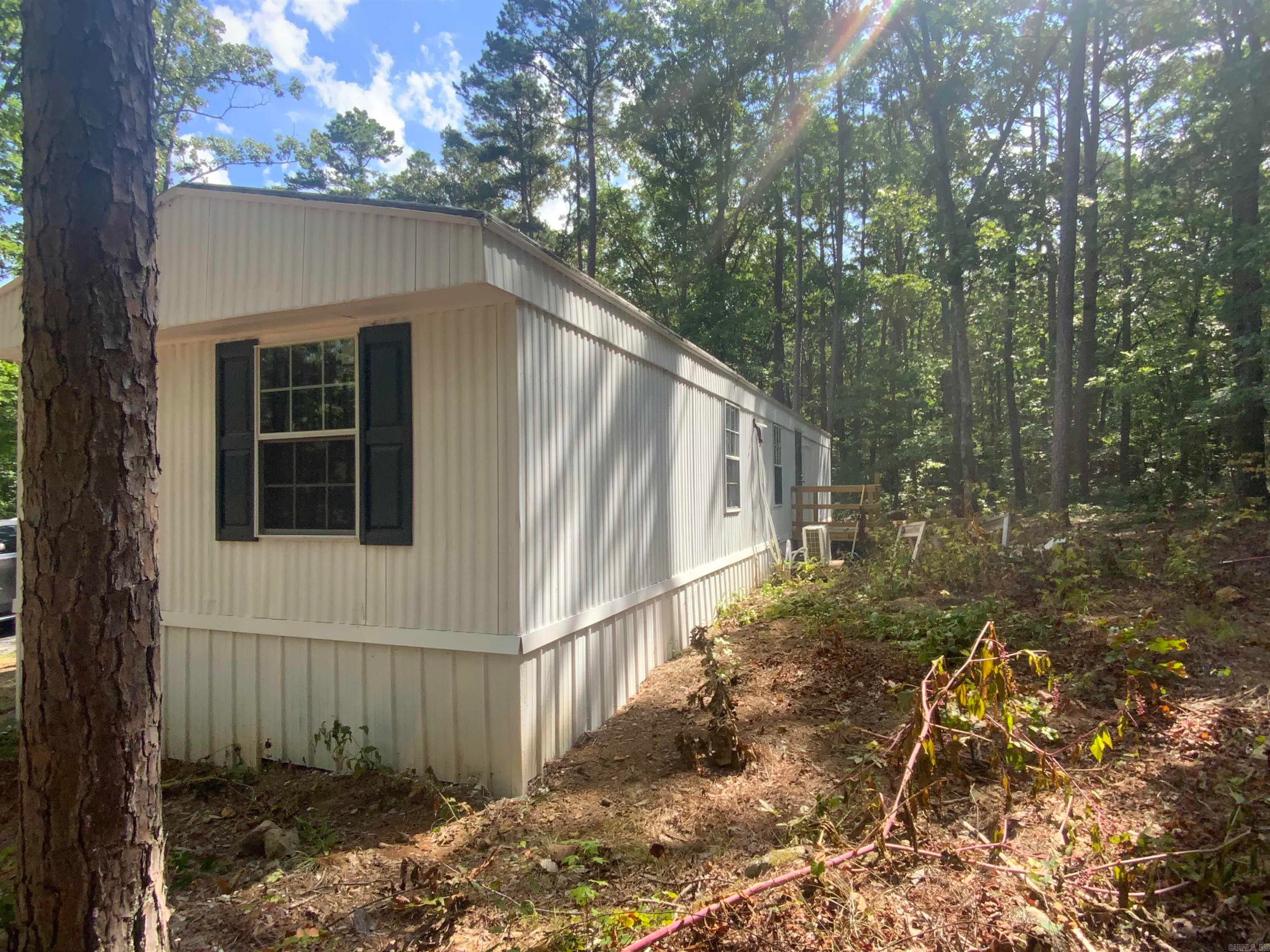 Home in Greers Ferry, AR 72067 — photo 3