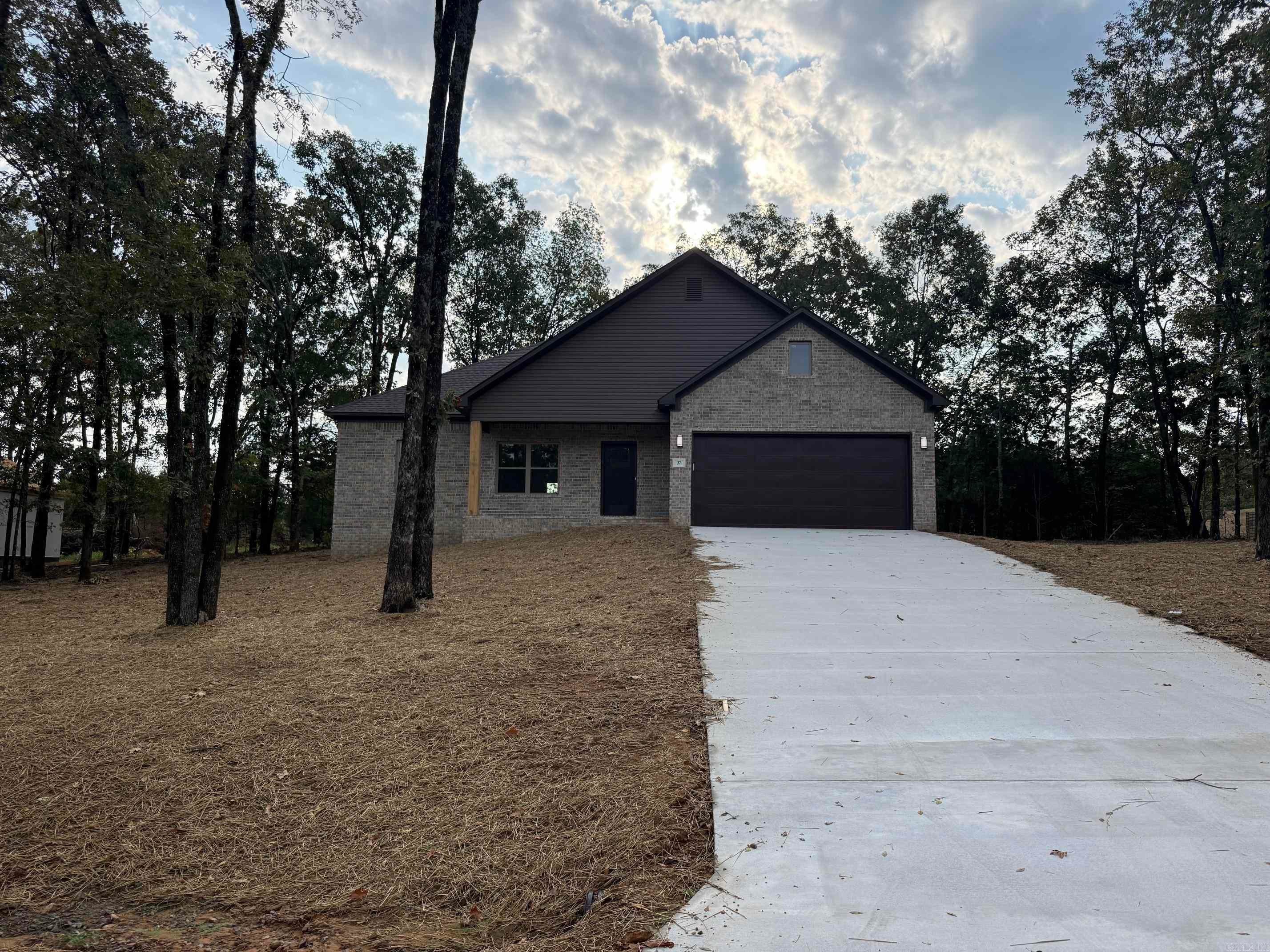 37 Summer Sky Drive — photo