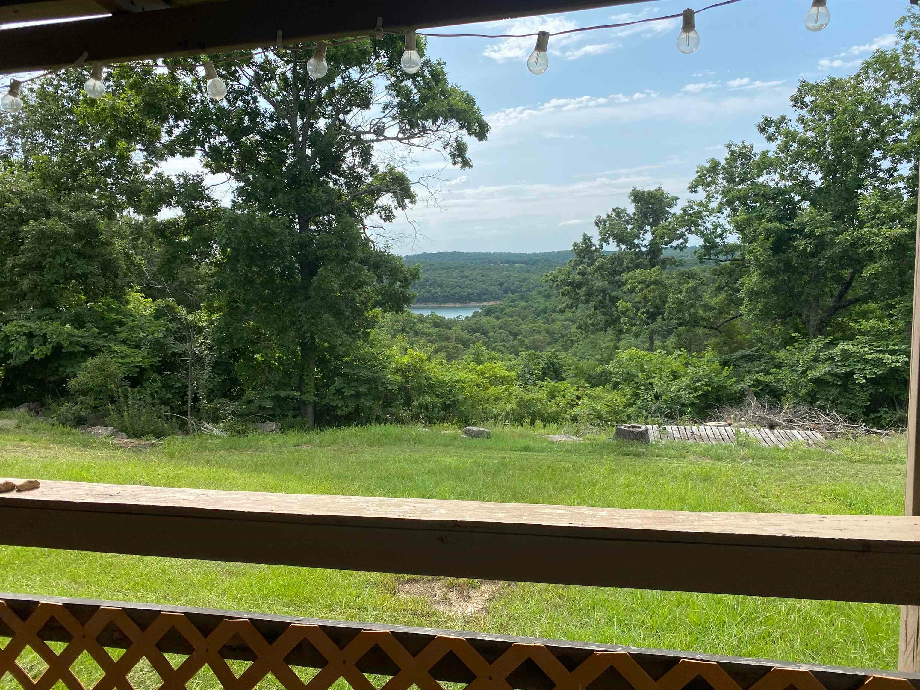 654 CR 137 — photo