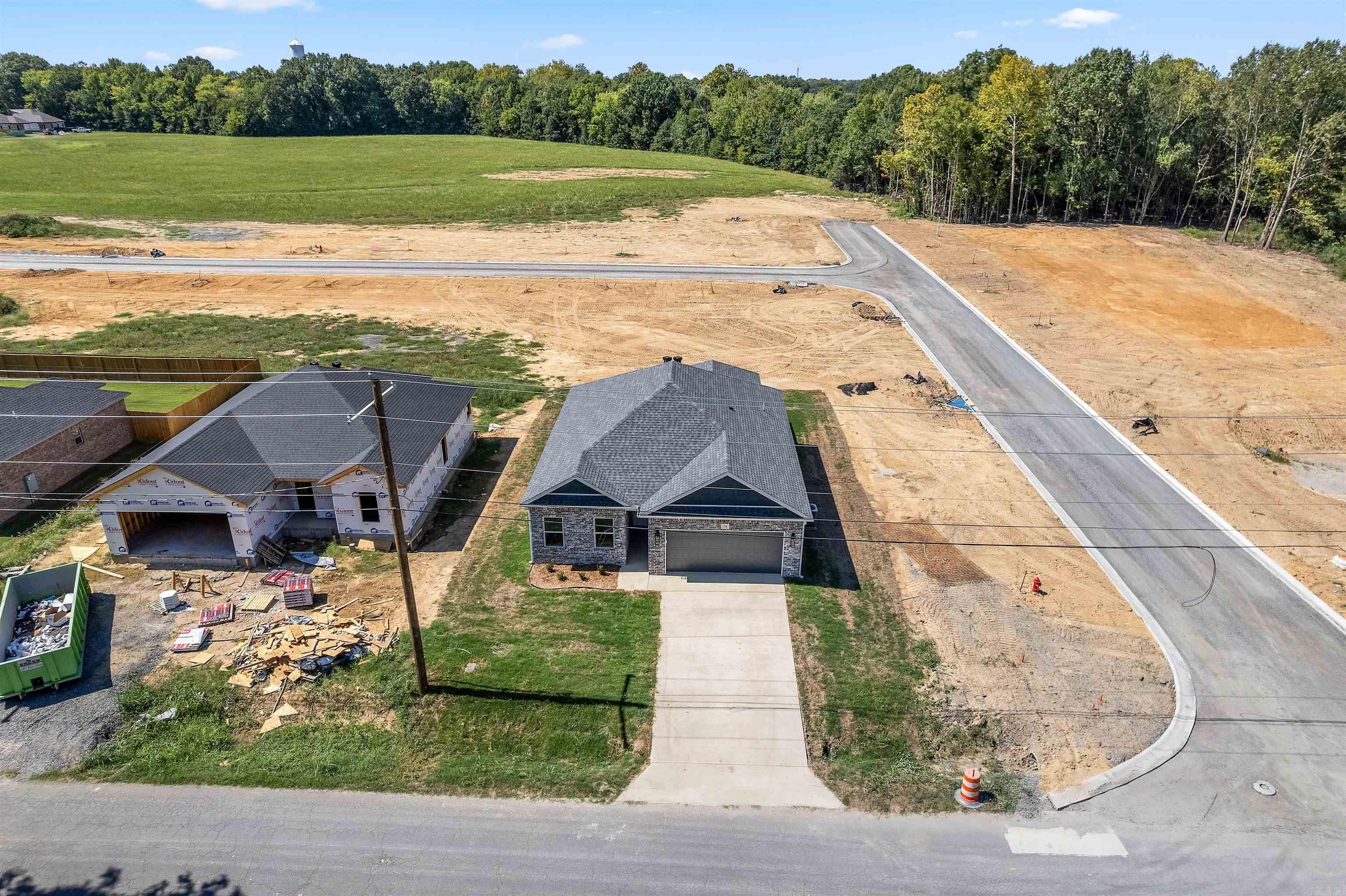 118 S Apple, Beebe, AR 72012 — photo 2