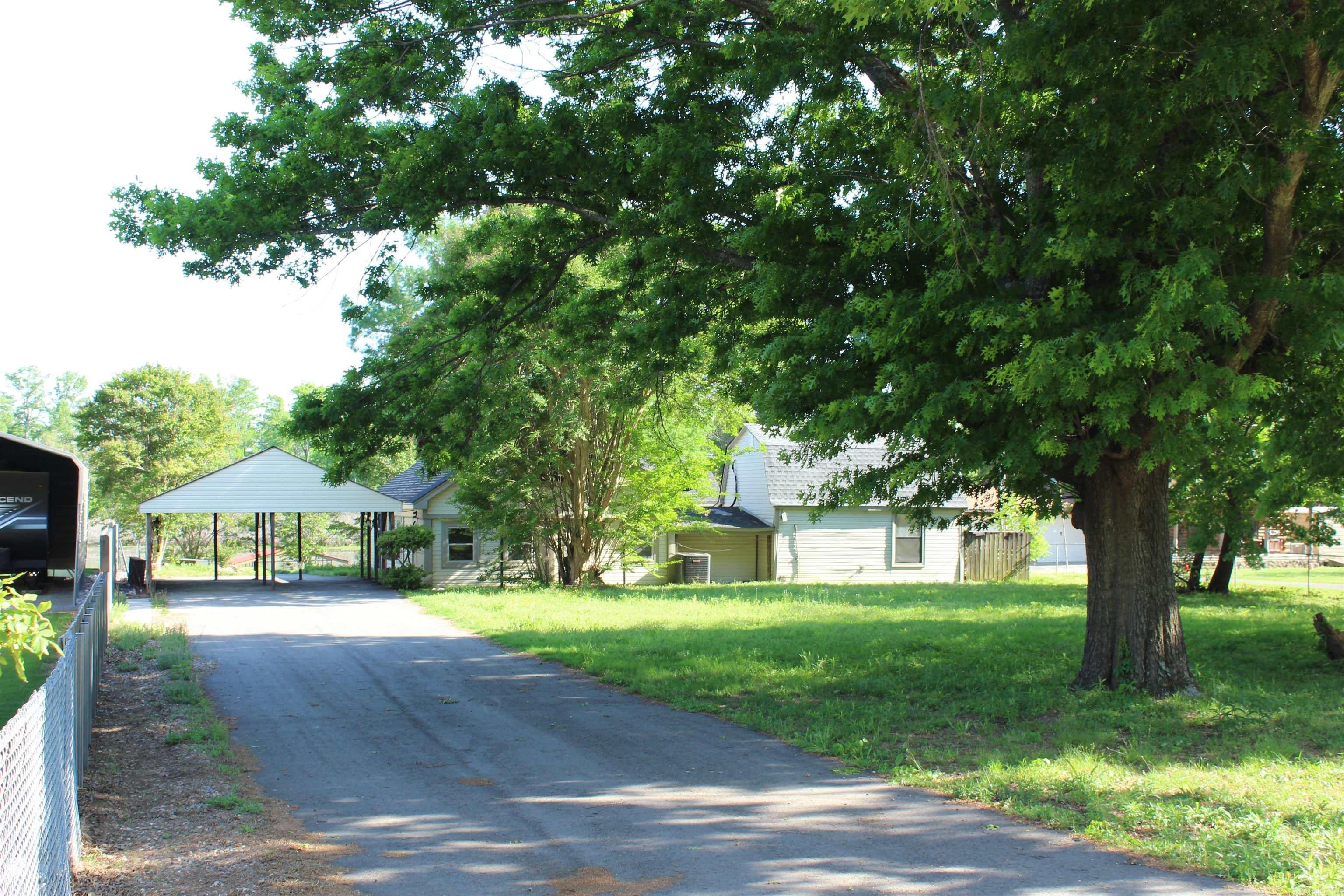 13118 Old River Drive — photo