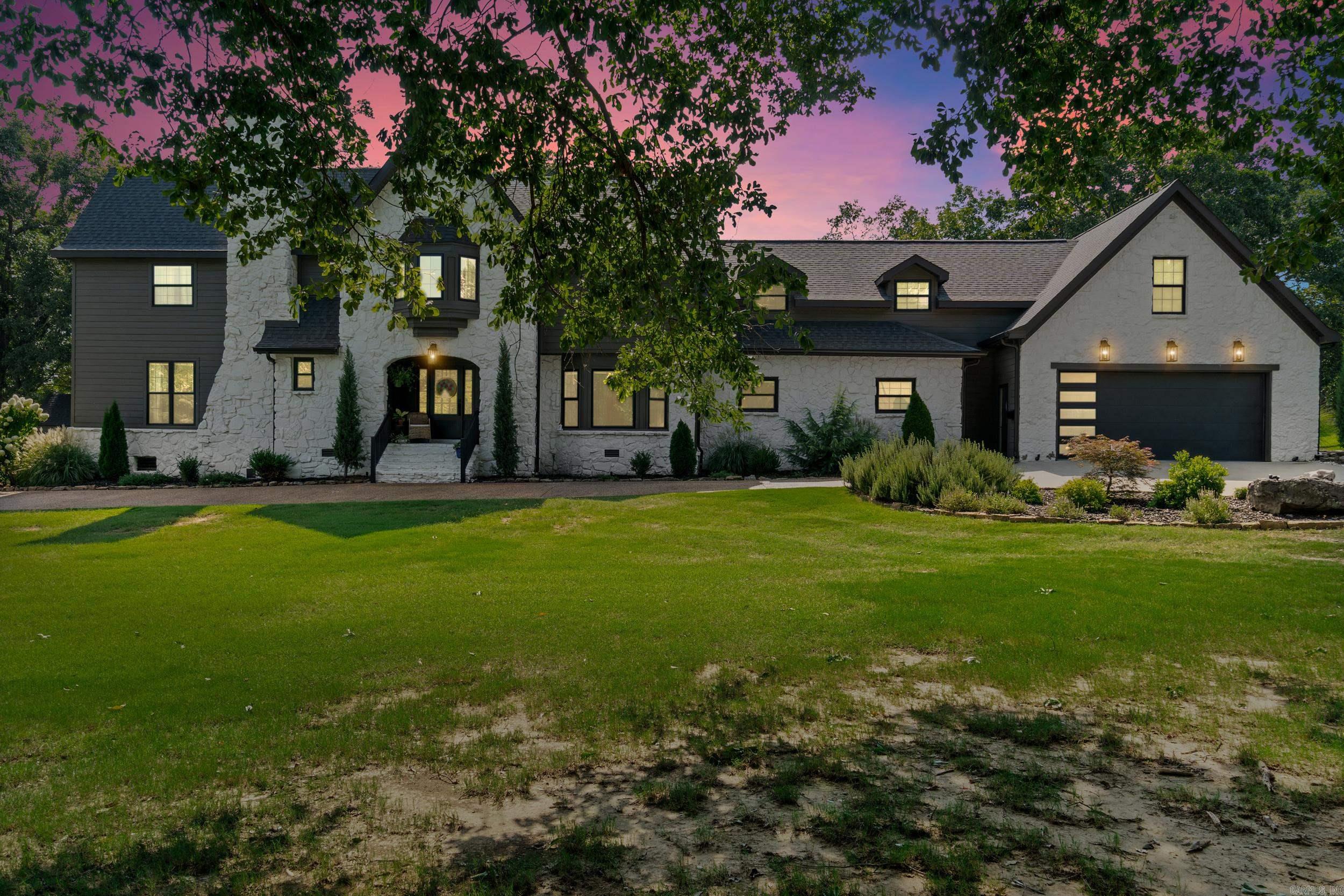 9 Country Club Circle — photo
