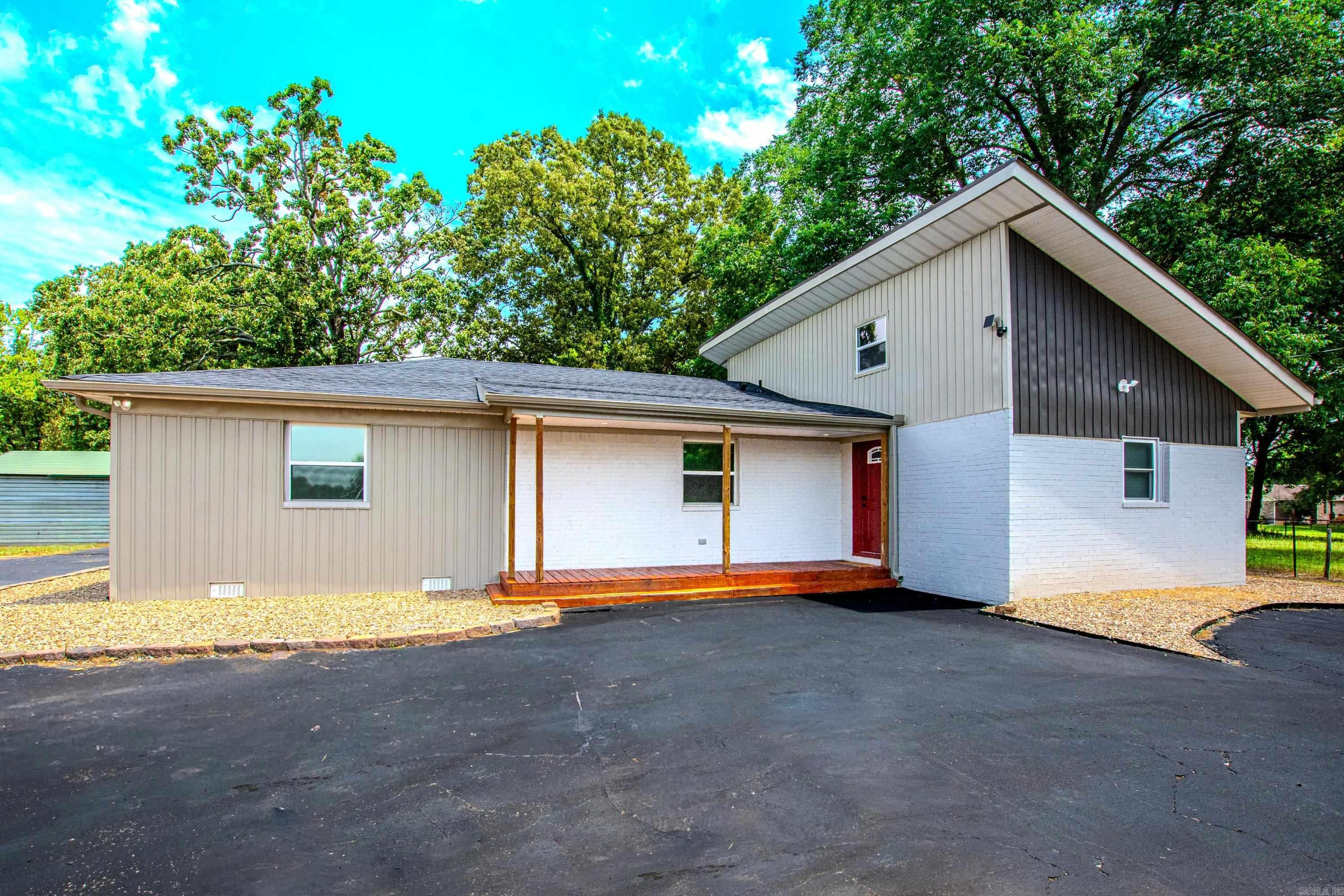 1620 Mt. Tabor Road — photo