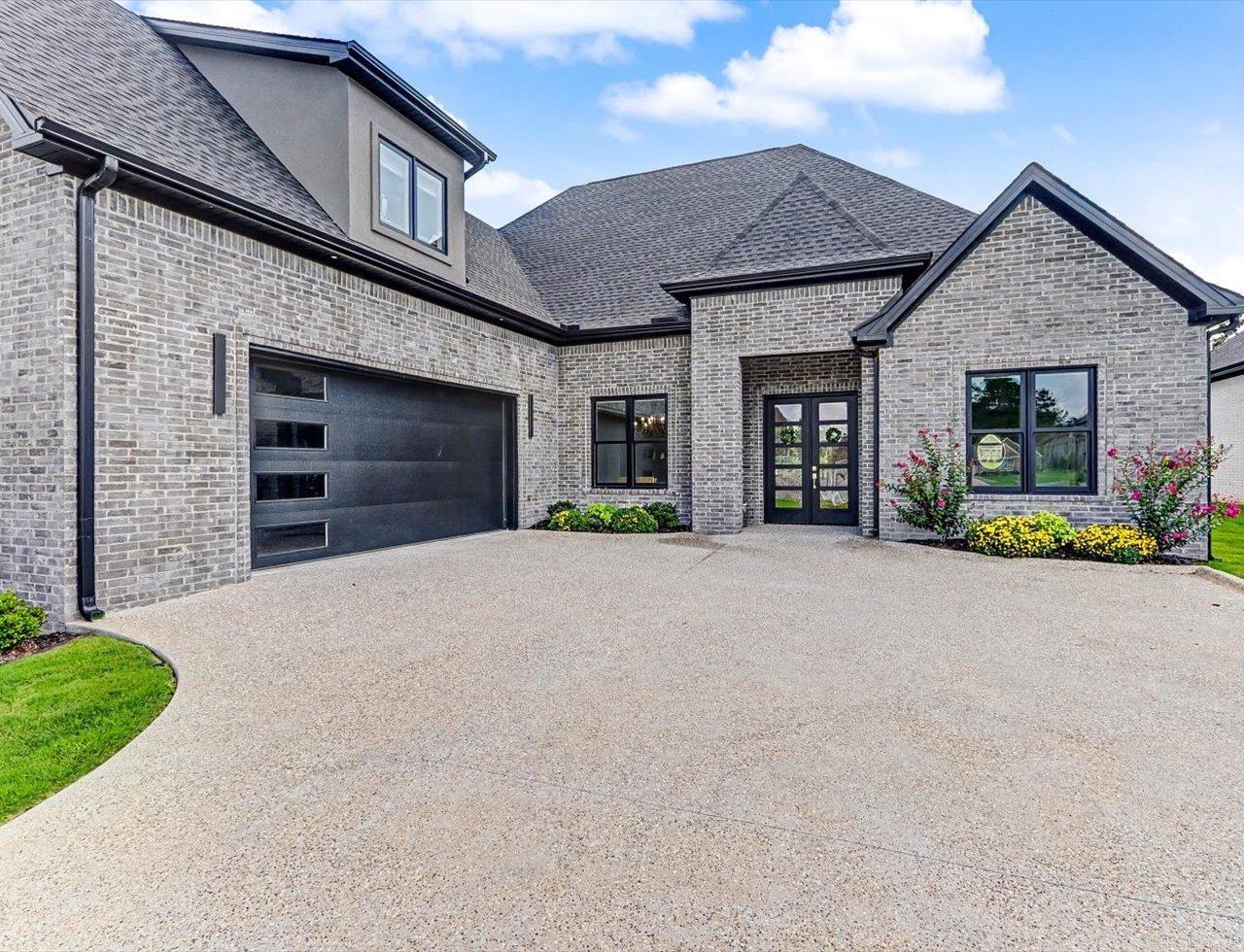 139 Arlington Park Drive — photo