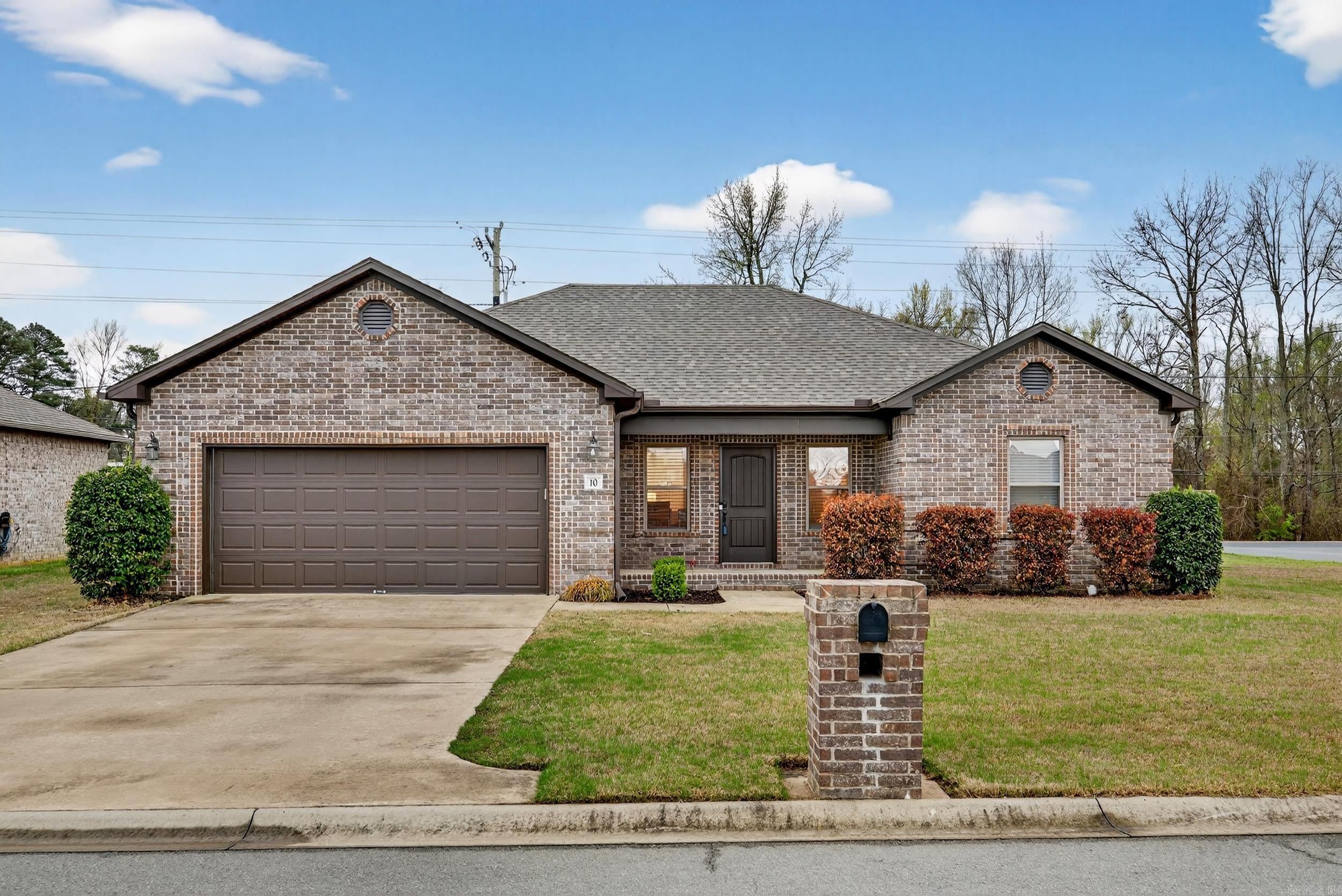 10 Mallard Cove — photo