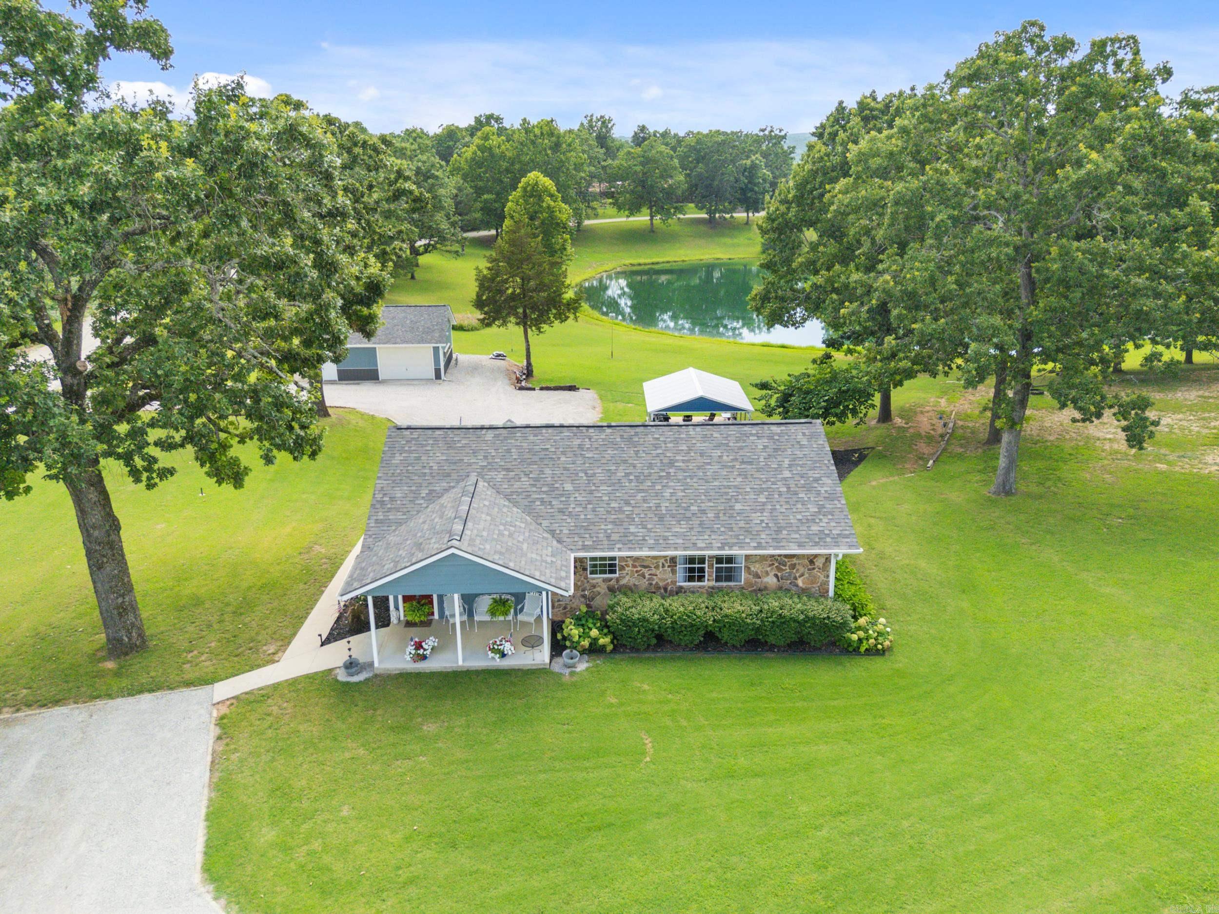 12 Sunrise Court — photo