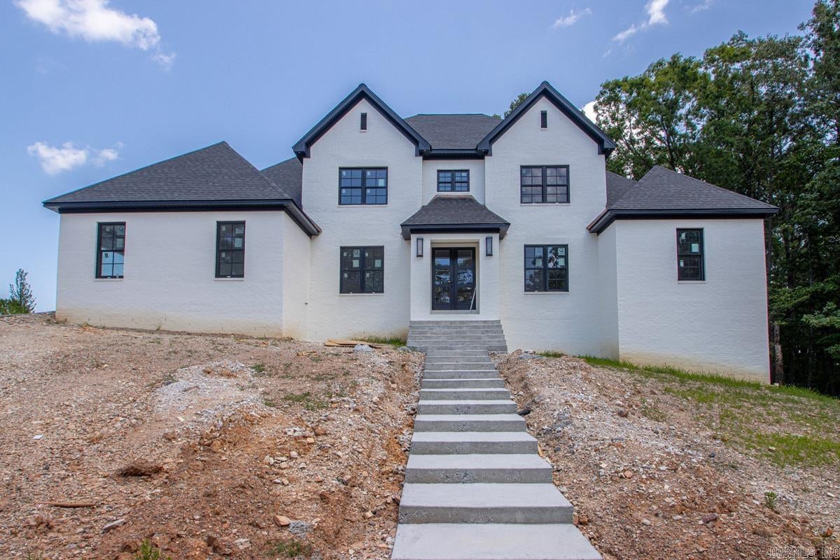 1 Founders Estates — photo
