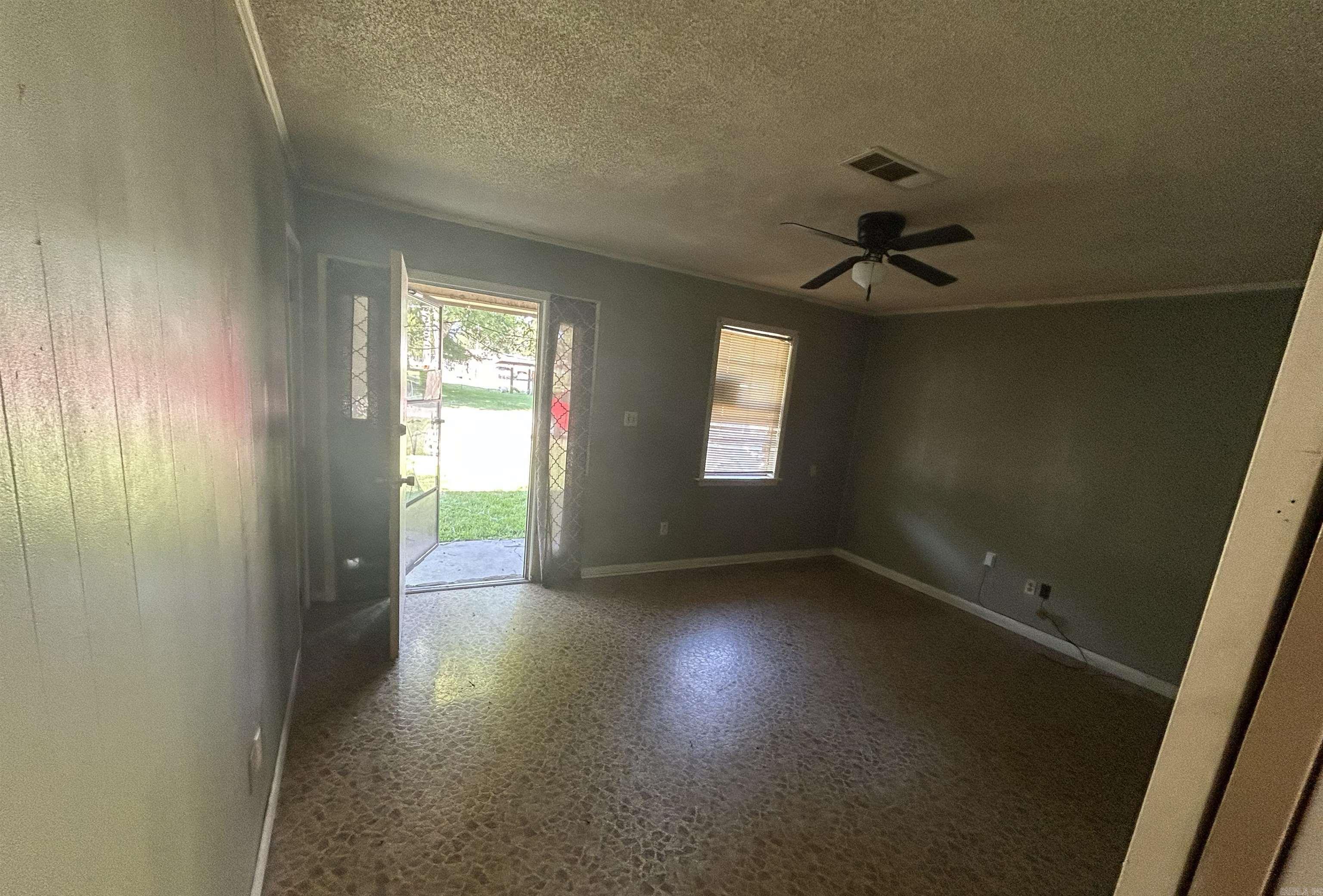 103 E Yelverton, Tuckerman, AR — photo 2