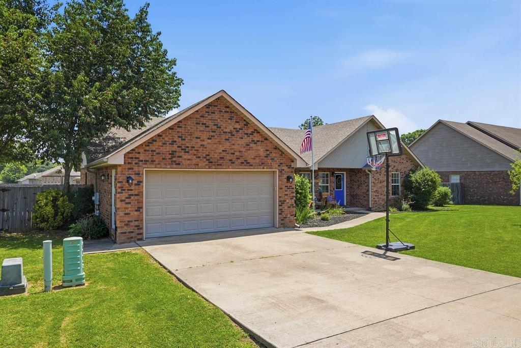 Home in Conway, AR 72032 — photo 2