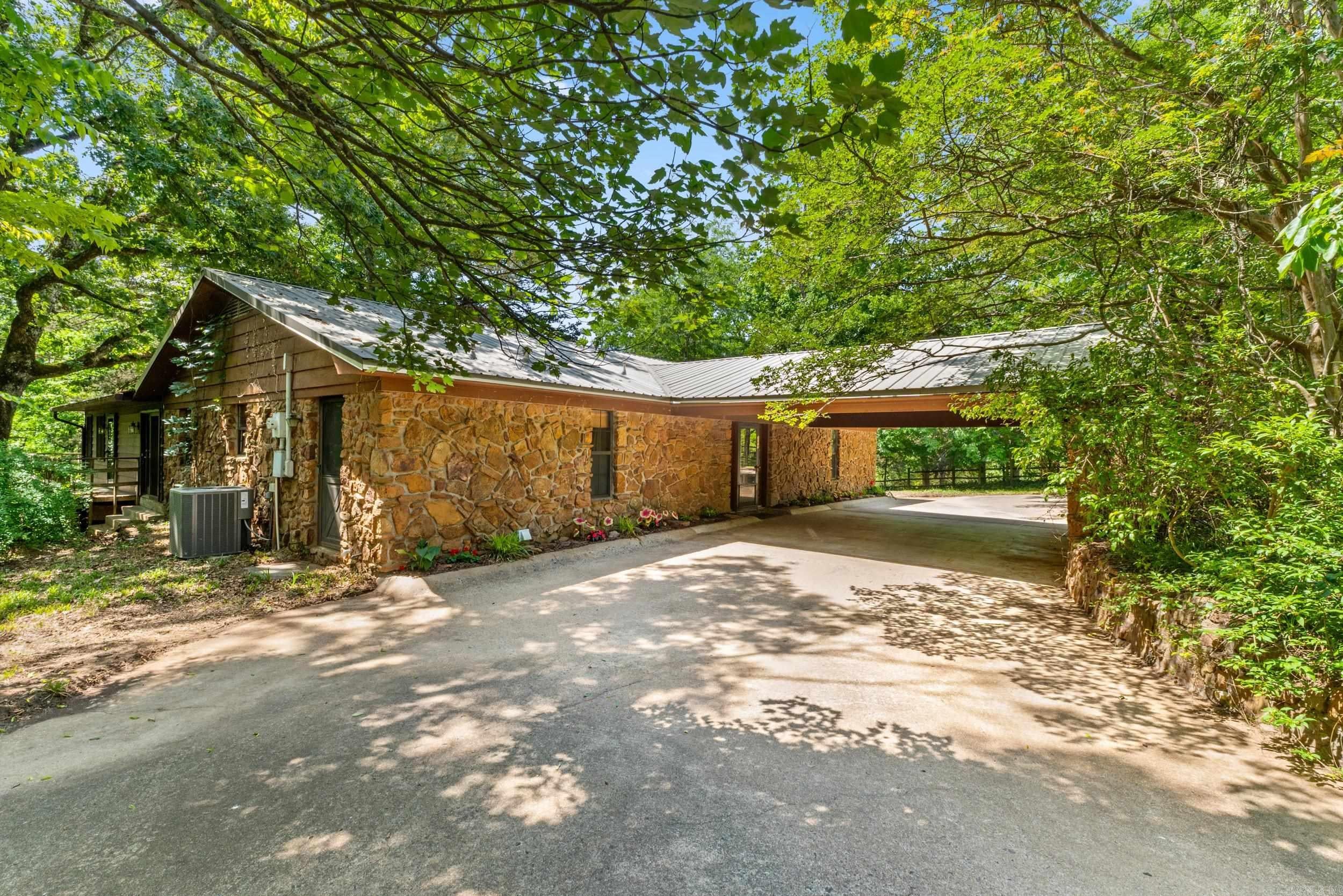 269 W Pleasant Valley Road — photo