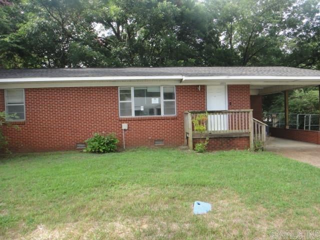 1009 W Pleasure Avenue — photo