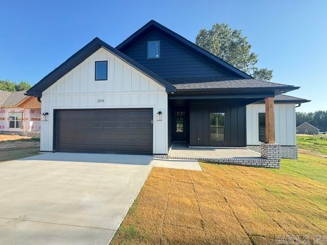 3105 Lynn Drive — photo