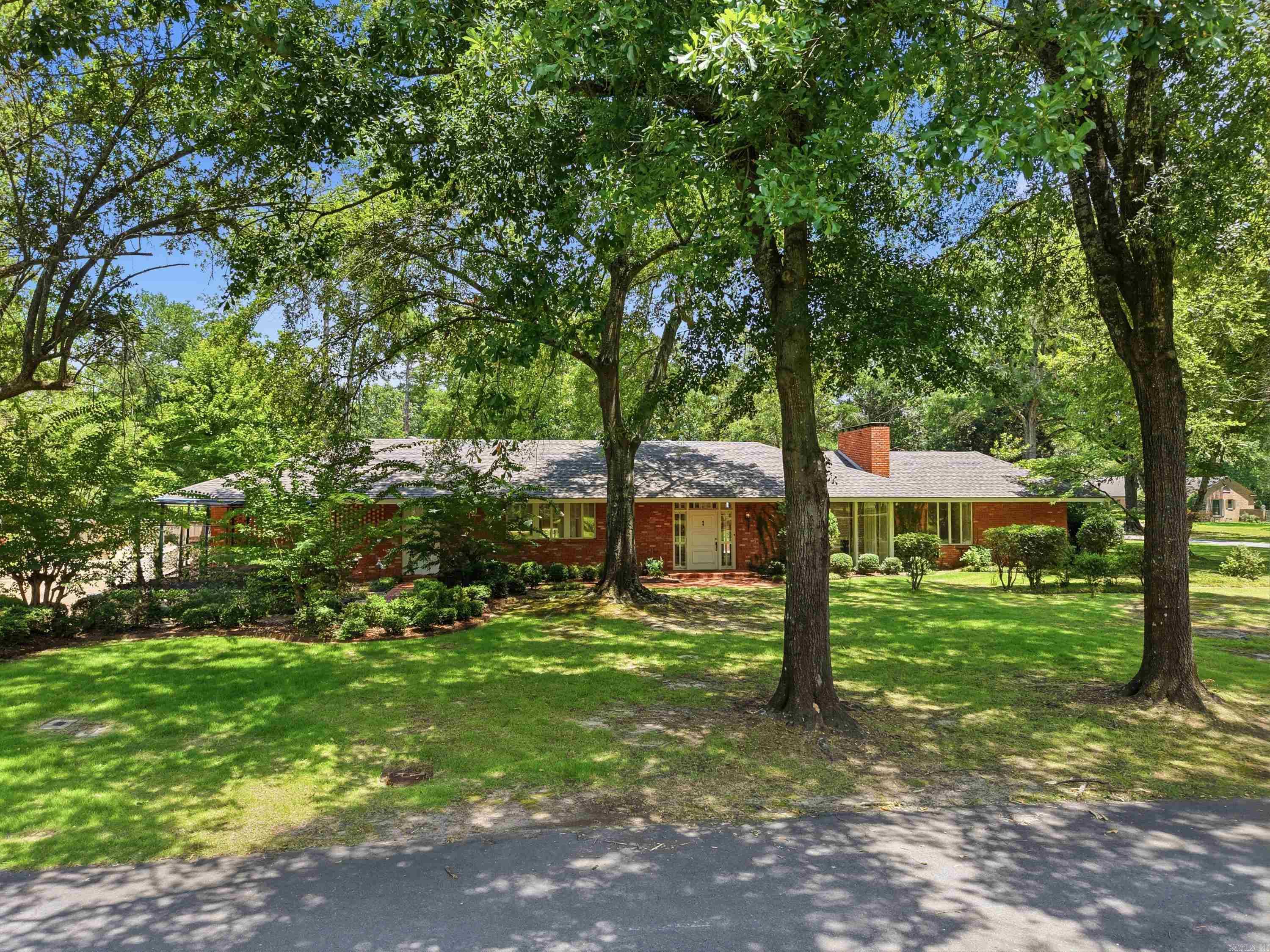 31 Longmeadow, Pine Bluff, AR 71603 — photo 2